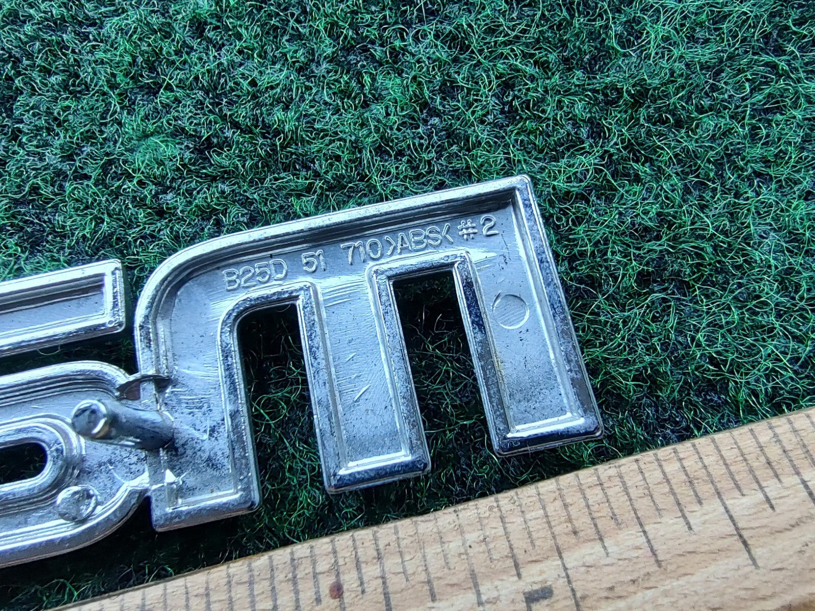 1999 00 2001 2002 2003 Mazda Protege Rear Trunk Nameplate Emblem B25D-51-710 5S3