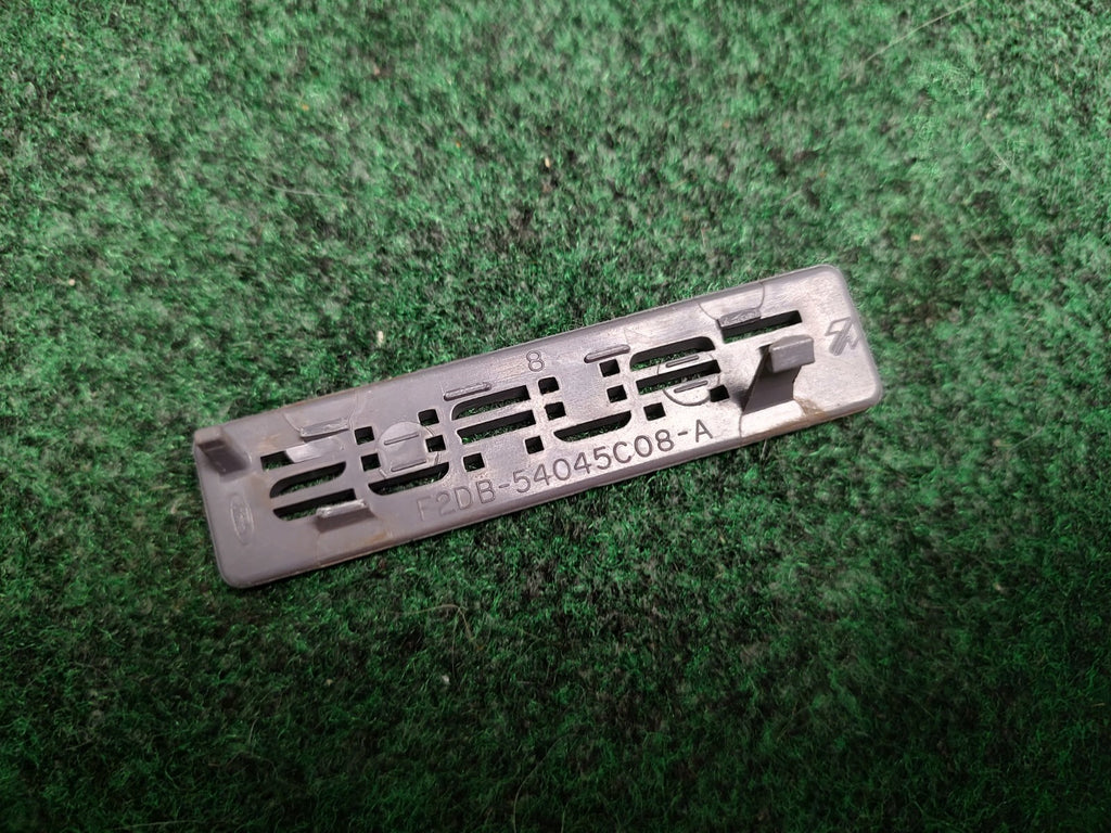 1993 Ford Taurus Dash SHO Emblem Broke Tab 1S2