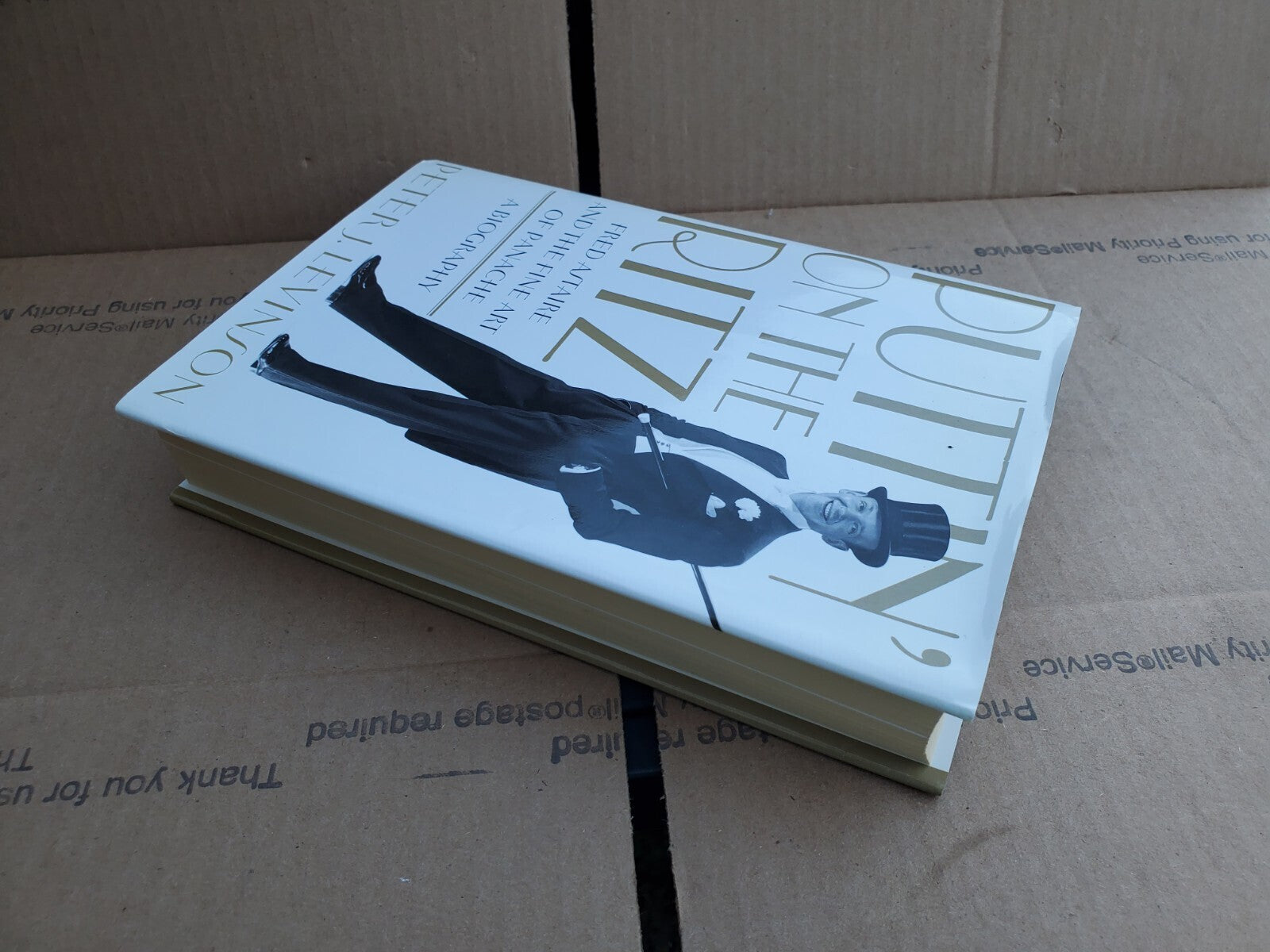 Puttin' On the Ritz: Fred Astaire and the Fine Art of Panache, Hardcover B2