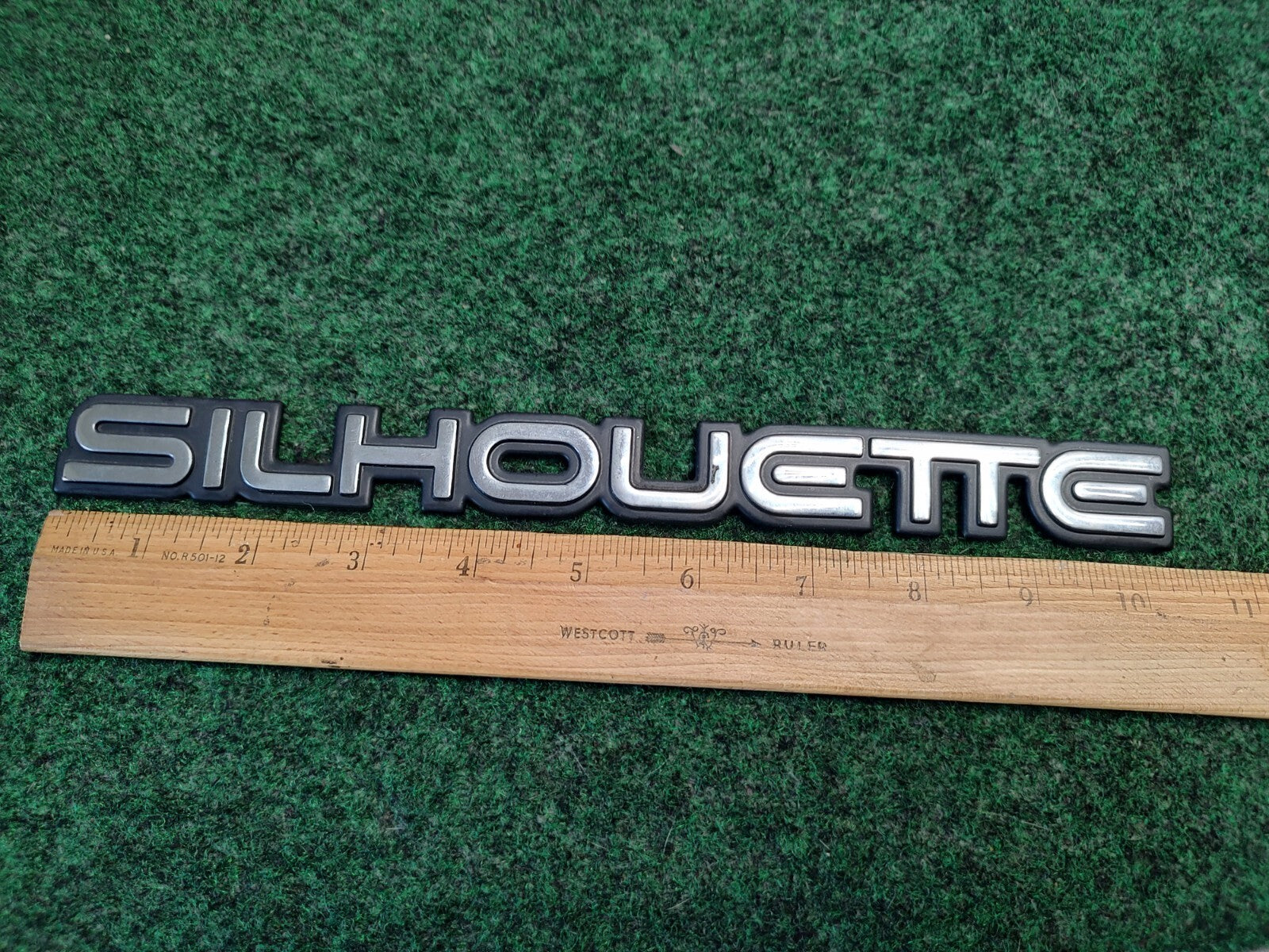 Oldsmobile 1997-2004 Silhouette Gold Rear Trunk Emblem Badge Logo 10242278 5S1
