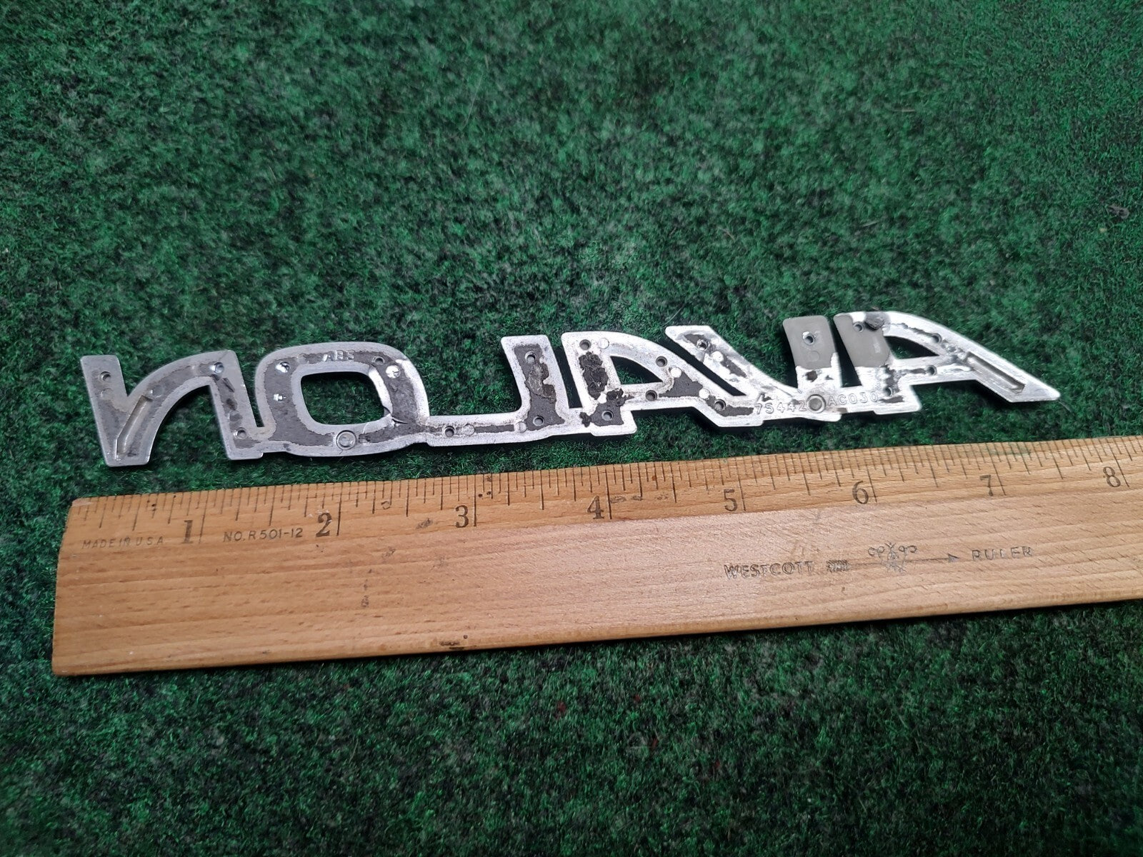 2000-2004 Toyota Avalon Rear Trunk Lid Tailgate Emblem 75442AC030 OEM 1S1