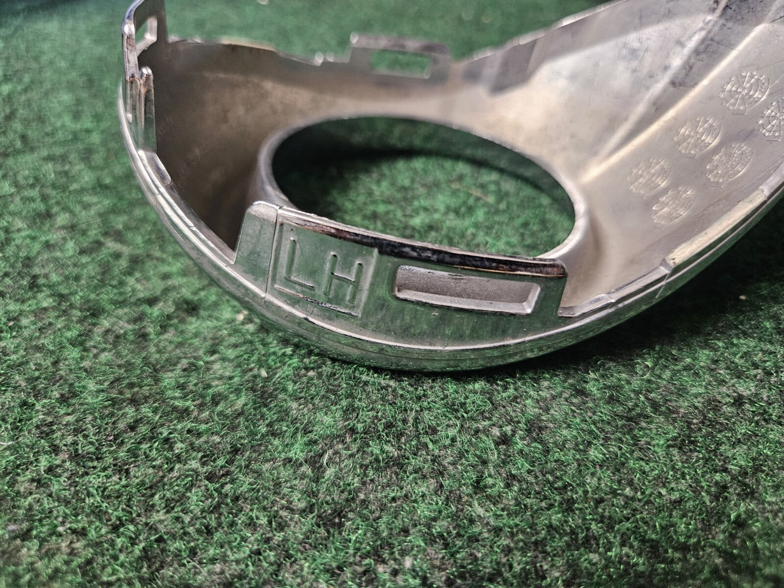 2012-2014 Ford Focus Front Left Side Fog Light Lamp Cover Bezel BM51-19953 4M4