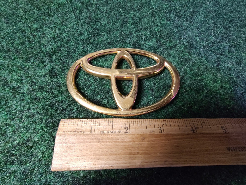 Toyota 1997-2001 Camry Gold Rear Trunk Emblem Badge Logo Name 75441-AA040 2M4