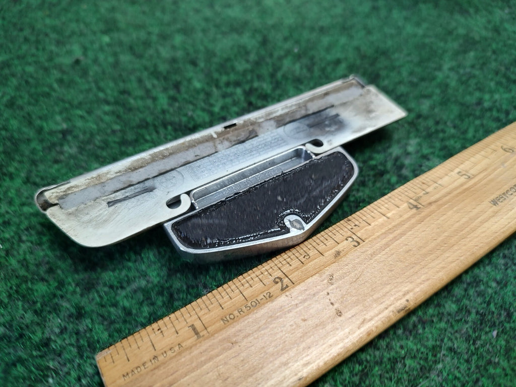 2006 2007 Chrysler 300 HEMI C RH Passenger Side Emblem Trim Logo OEM White 4S2