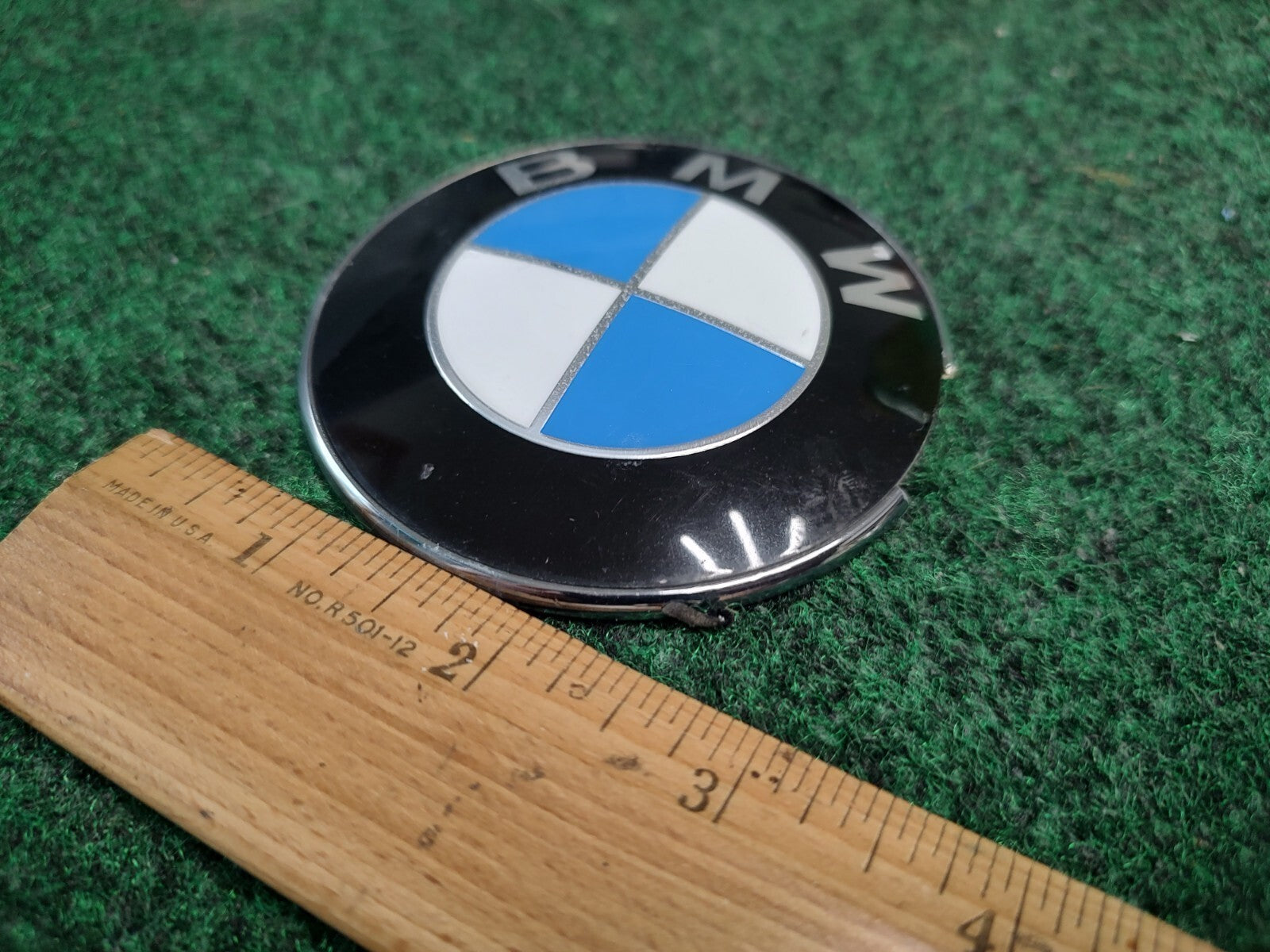2011-2015 BMW ALPINA B7L Front BMW  Emblem Logo OEM Badge 8132375 2S7