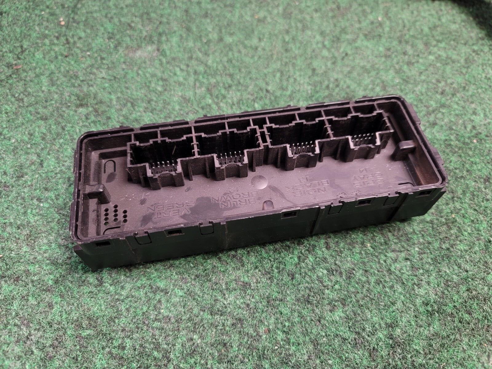 2013-2014 Cadillac XTS - HVAC HEATER AC CLIMATE CONTROL MODULE OEM 13591691 2M6