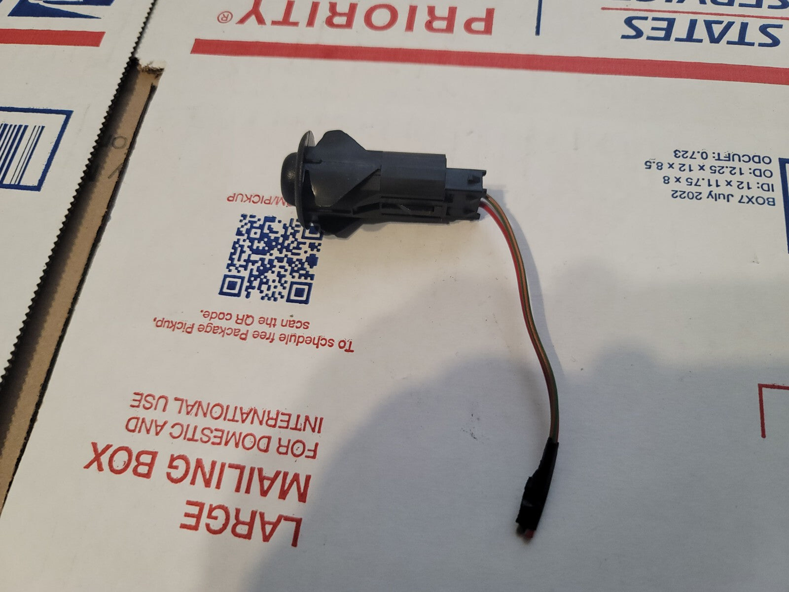 Dodge Durango Jeep Grand Cherokee Fuel Door Switch Access Button Mopar OEM 8L1