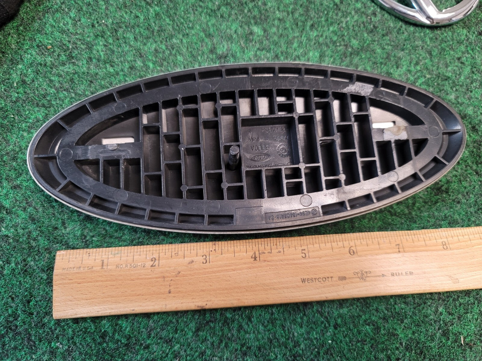 2004 2005 2006 2007 2008 Ford F-150 Front Grille Emblem Ornament 9" Oval 2M4