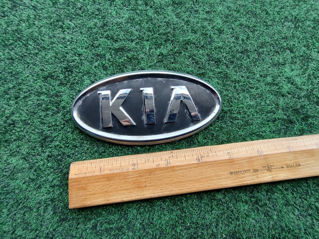 2016 16 Kia Sportage Front Grille Emblem Black Chrome SYH301-130 OEM 5S2