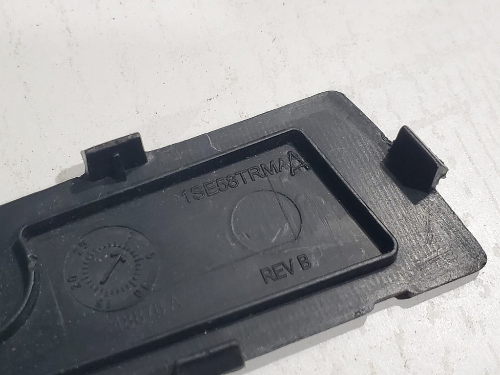 2012 2013 CHRYSLER 300C RIGHT REAR ARM REST PLUG COVER TRIM 6L3