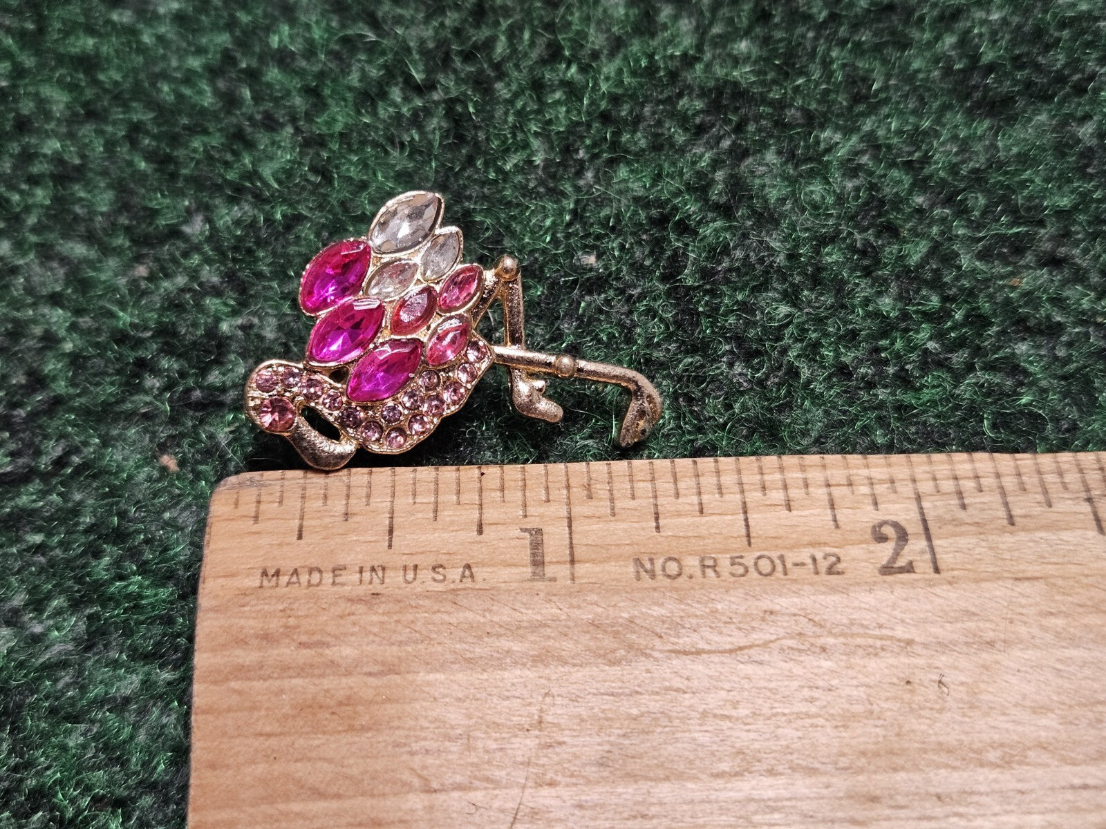 BROOCH GOLD TONE PIN RHINESTONE PINK FLAMINGO BIRD ANIMAL