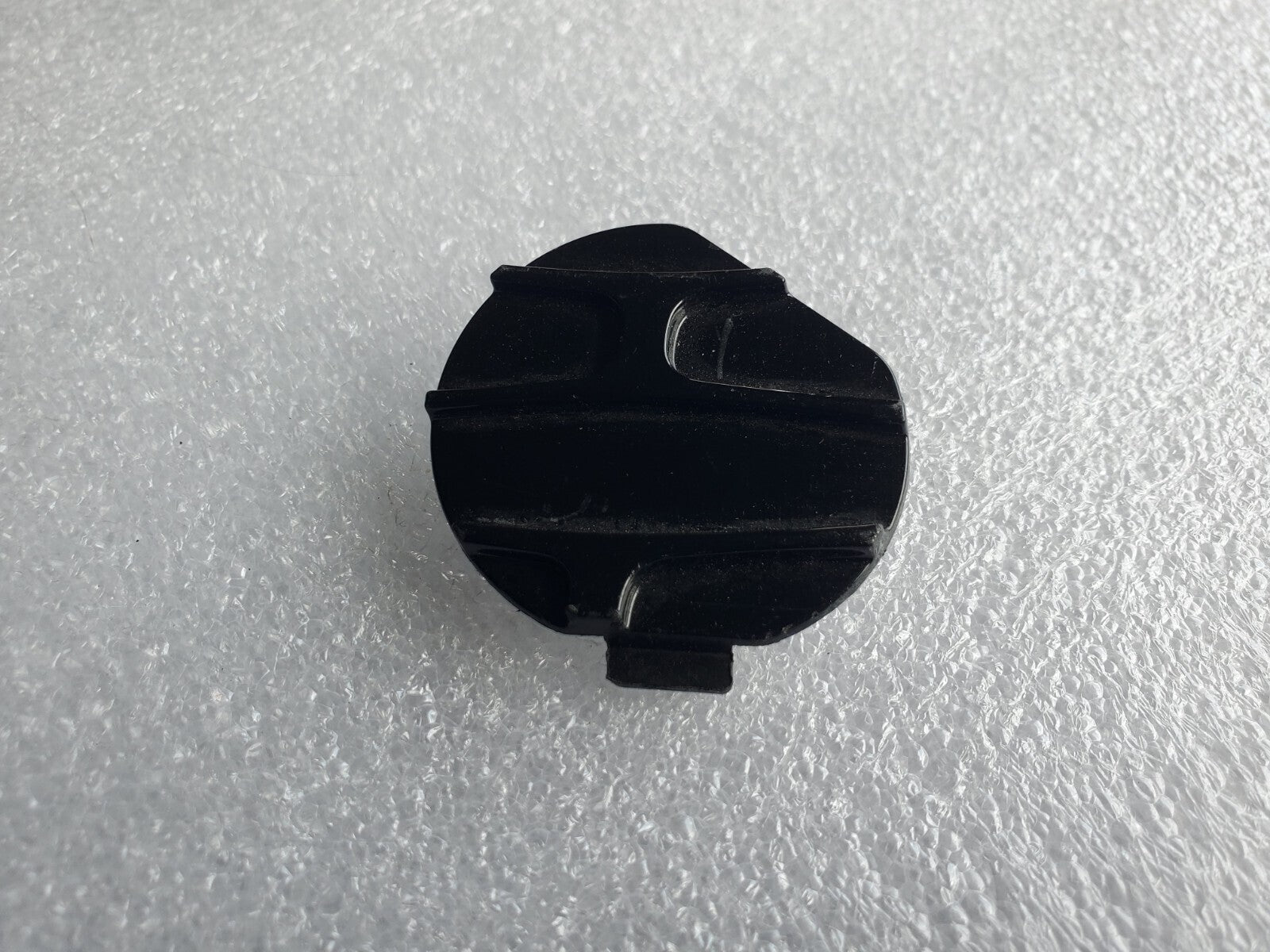 2014 2015 KIA SORENTO SX TOW HOOK COVER OEM 86667-1U700 Black 1L7