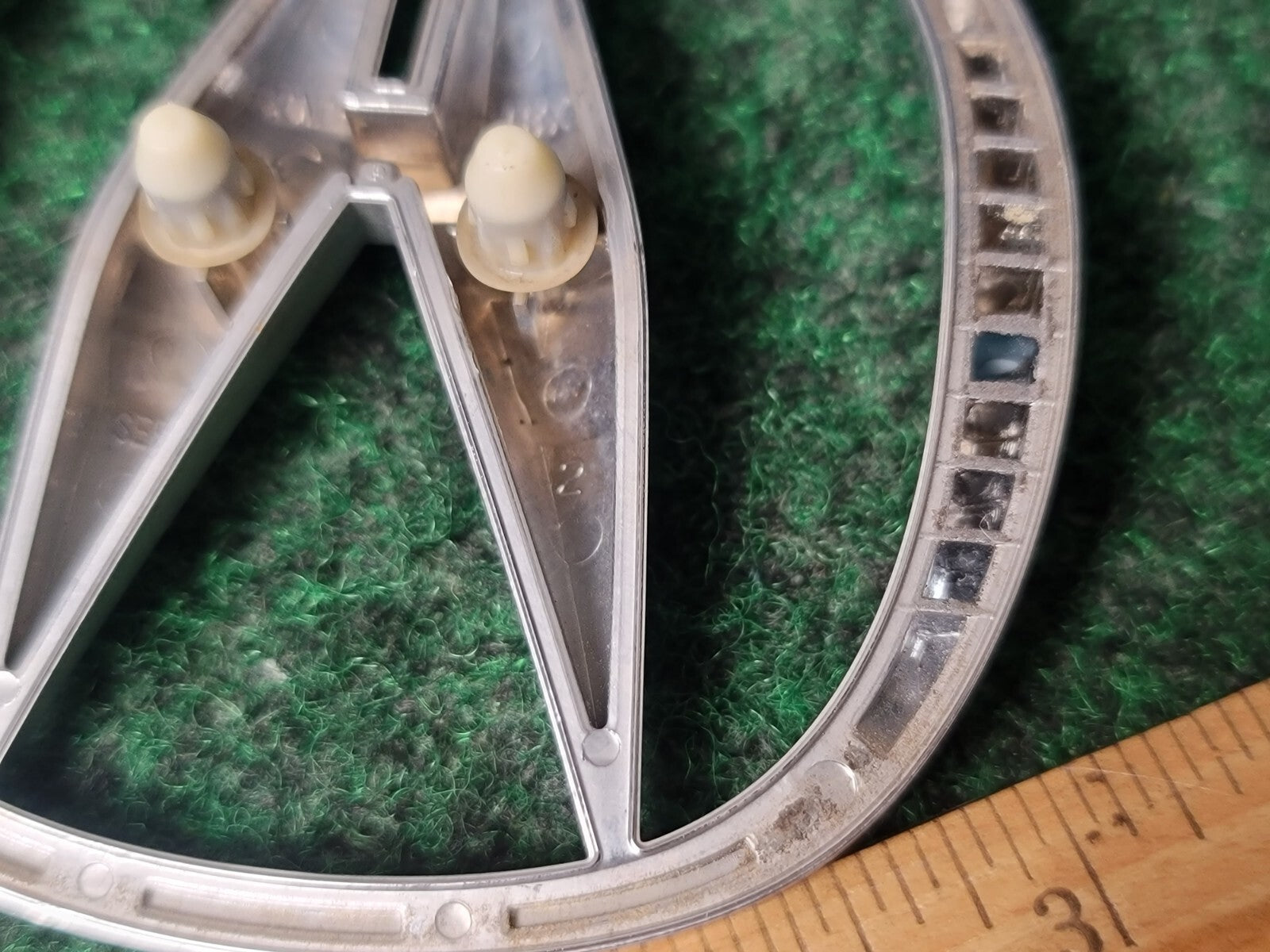 04 05 06 07 08 Acura TL Emblem Symbol Badge Trunk Lid Rear Chrome OEM 3S9