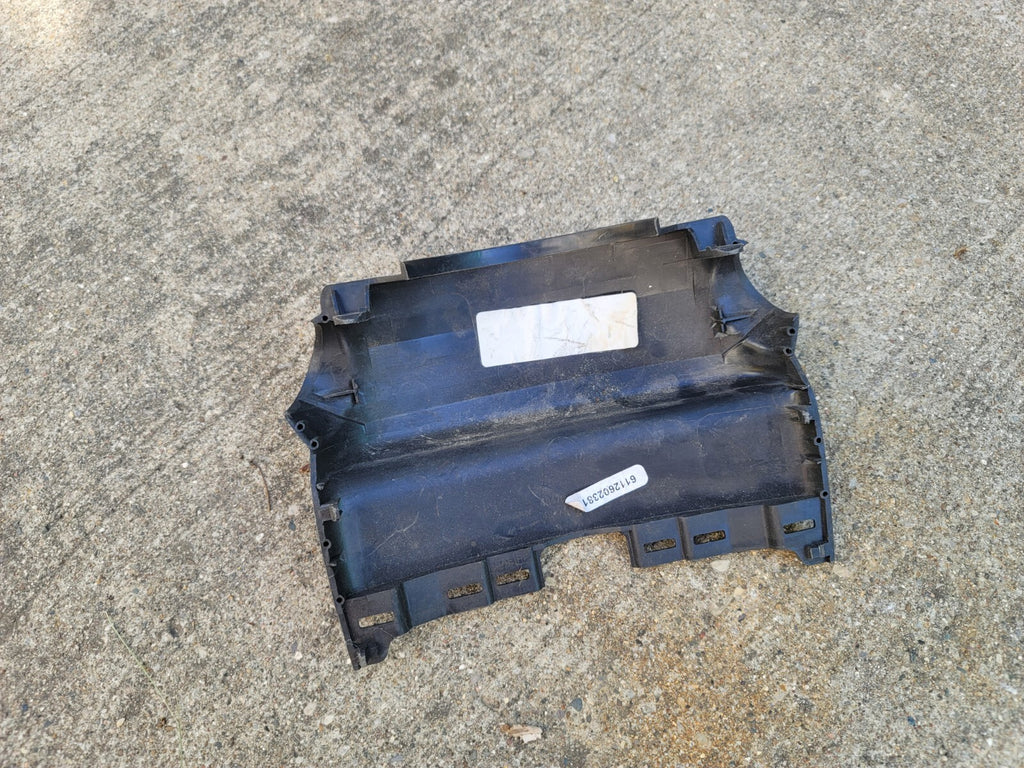 2016-2018 NISSAN ALTIMA DRIVER SIDE UPPER STEERING COLUMN COVER TRIM PANEL LT1