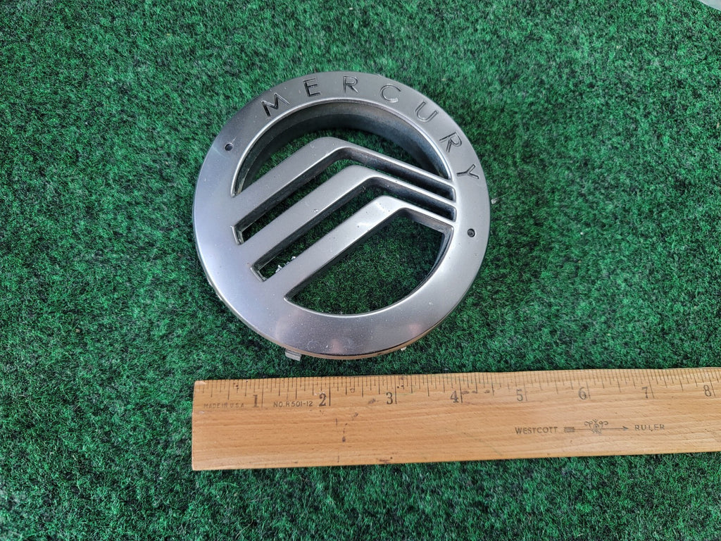 02 03 04 05 MERCURY MOUNTAINEER FRONT GRILLE EMBLEM LOGO BADGE SIGN SYMBOL 1M1