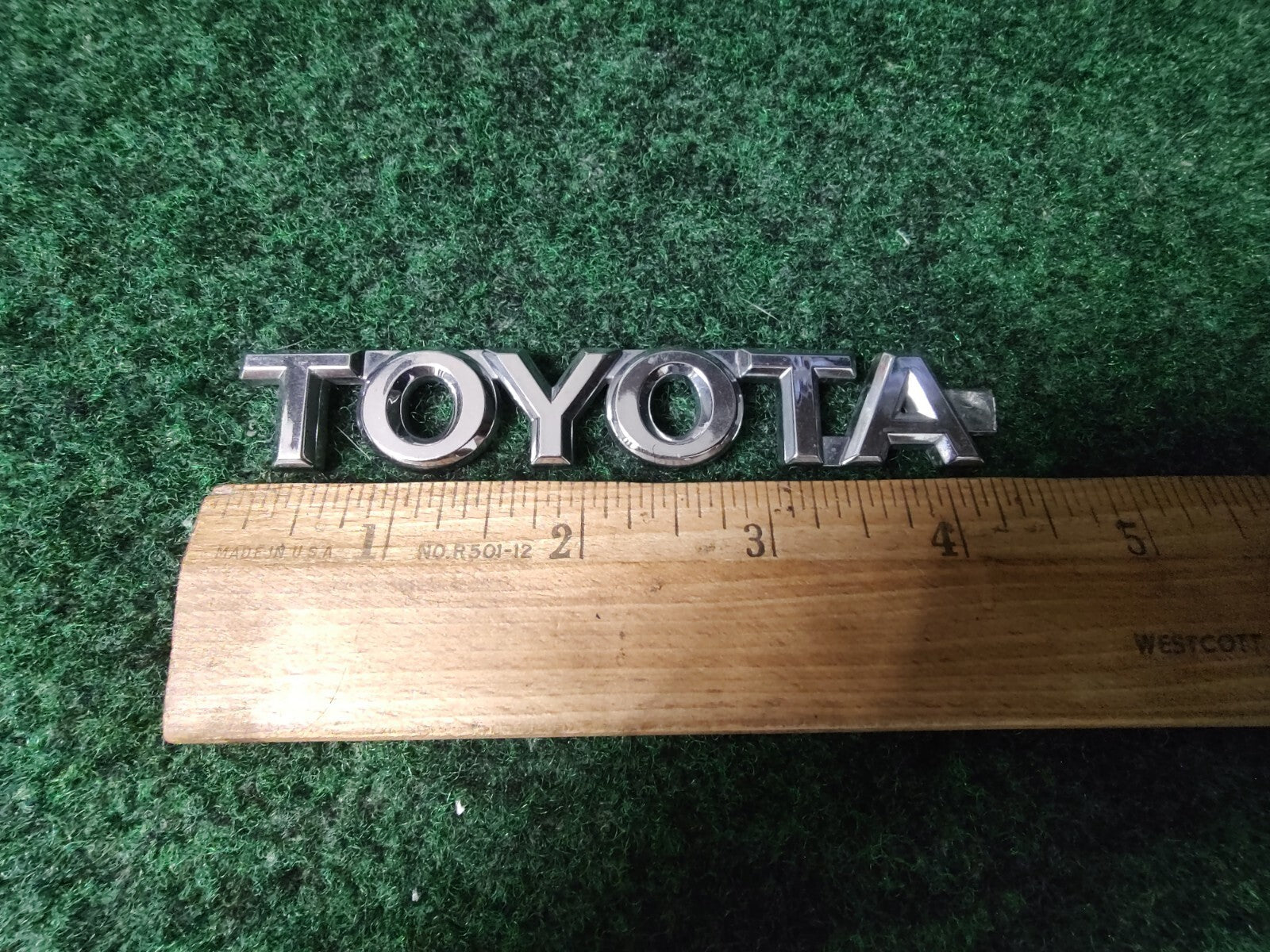 Toyota Rear Trunk Lid Emblem Name Plate Nameplate Chrome OEM Crack 1S6