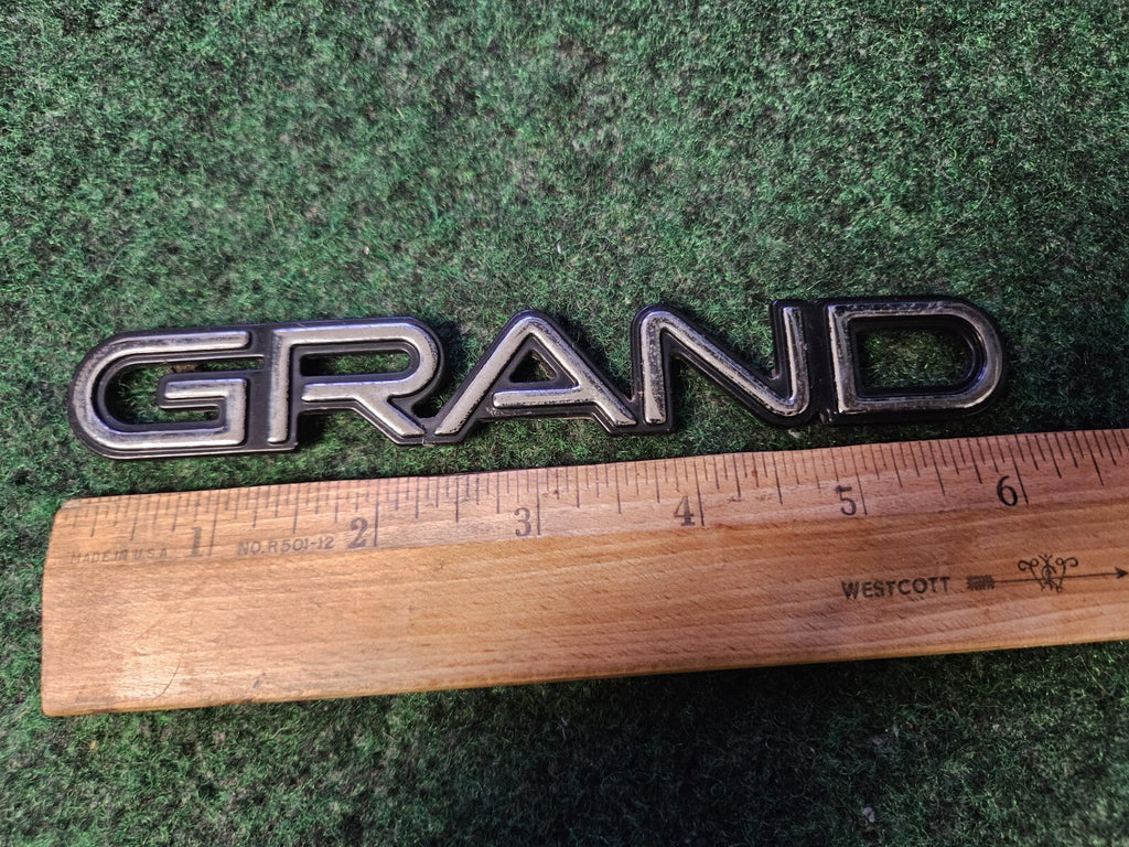 Pontiac 1992-1995 Grand Emblem Badge Logo Nameplate Name Plate 5M1
