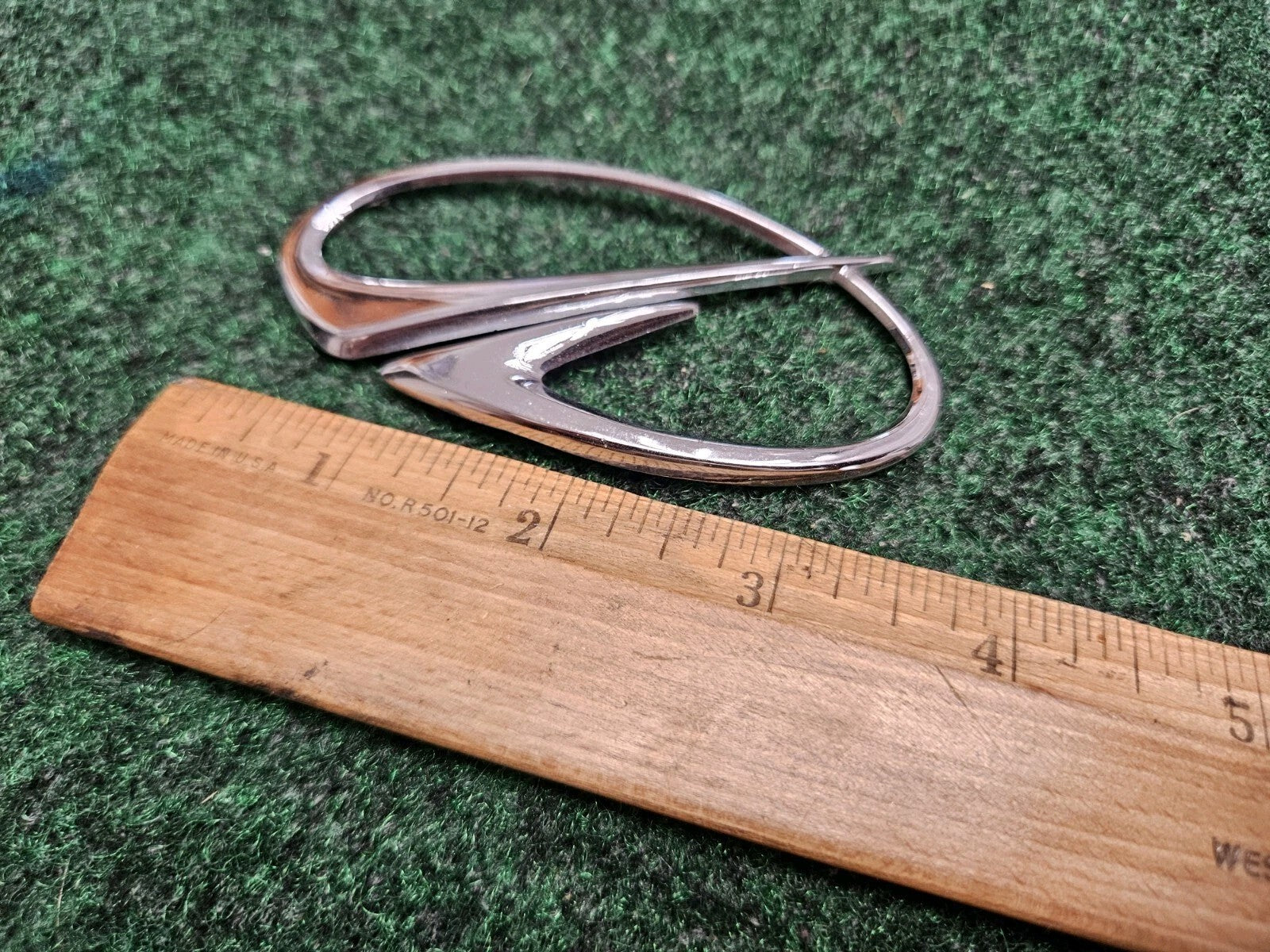 Vintage OLDSMOBILE Chrome EMBLEM SYMBOL BADGE OEM Nameplate Logo 3.5" 5M2