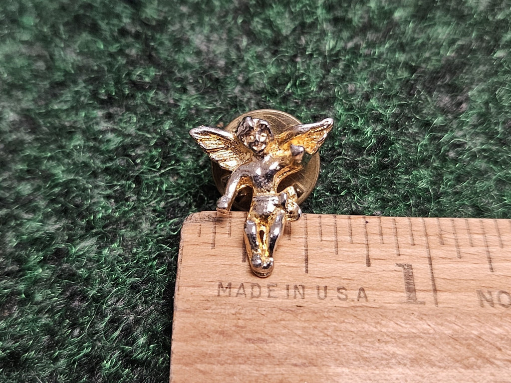 Guardian Angel Cherub Gold Tone Vintage Lapel Pin