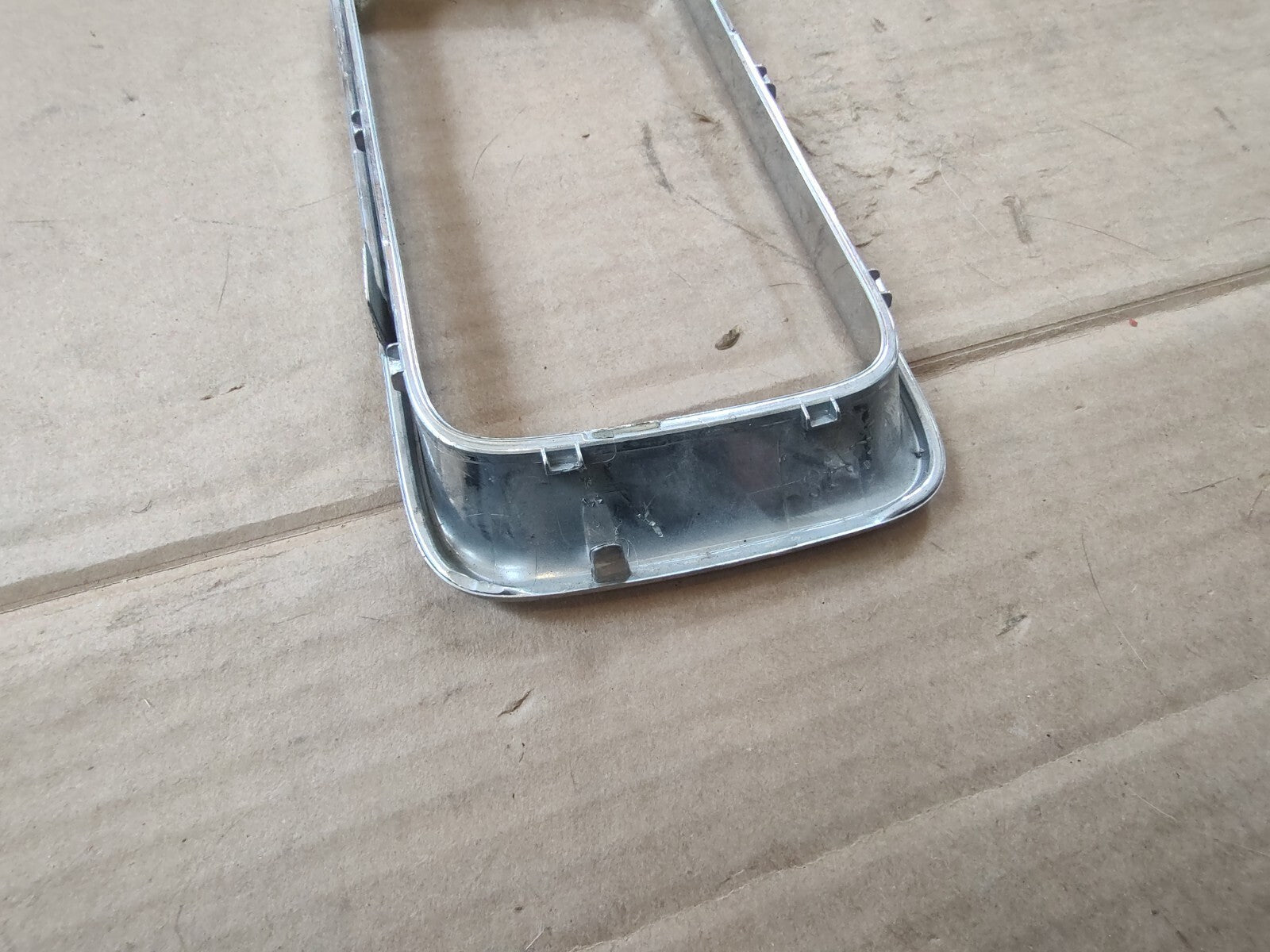 2015-2016 Jeep Grand Cherokee Insert Grille Surround Trim Bezel 68143133AB CL3