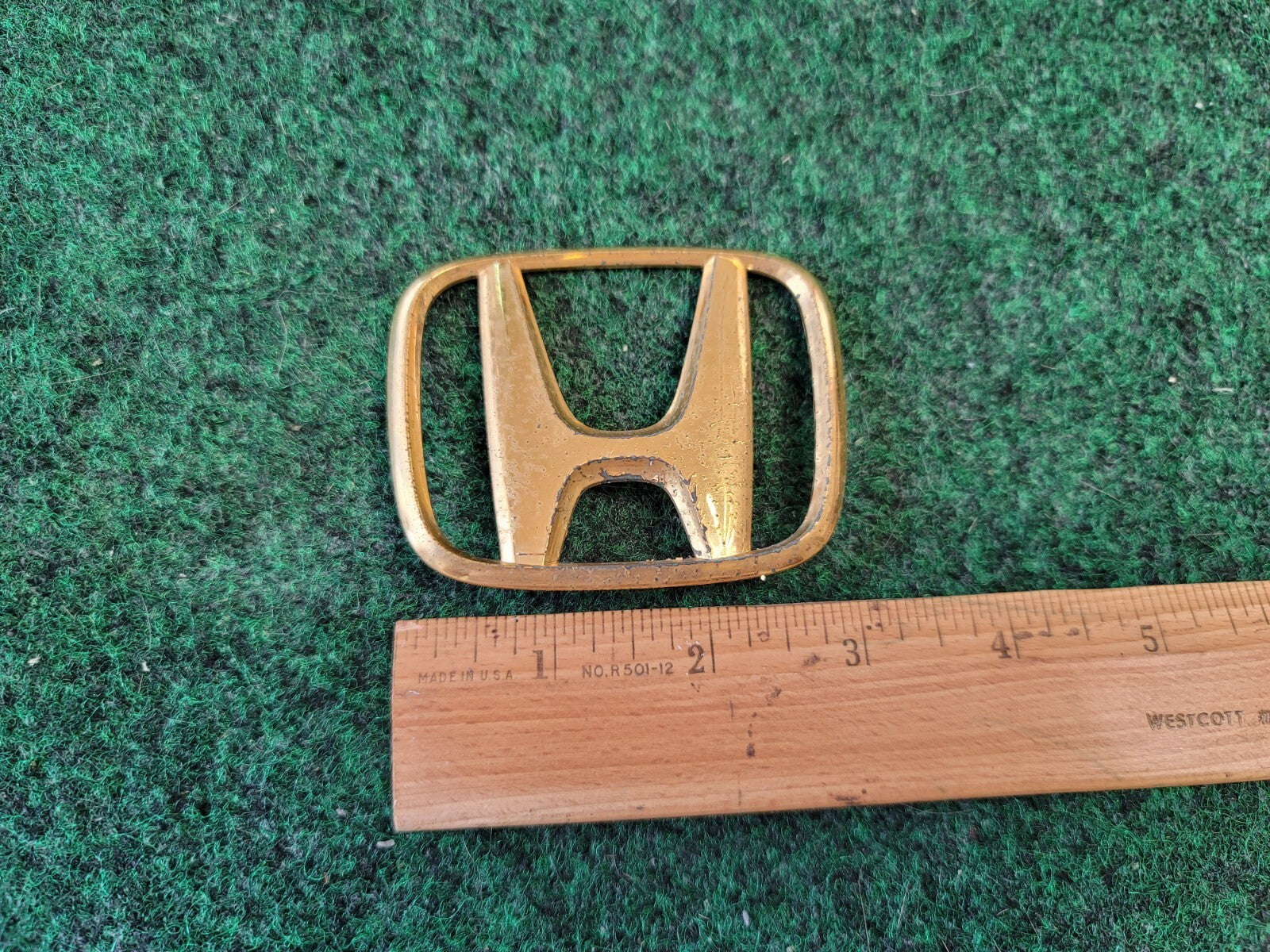2001-2002 Honda Accord Rear Emblem Logo Badge Symbol Gold 75701-S84-A010-M1 1M4