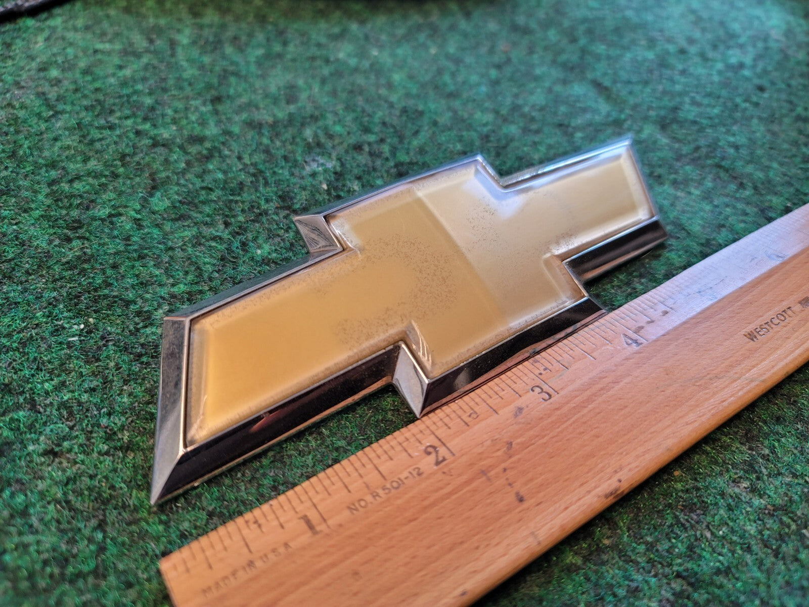 2008-2012 Chevy Malibu Rear Trunk Emblem Logo Badge Bowtie OEM 1M2