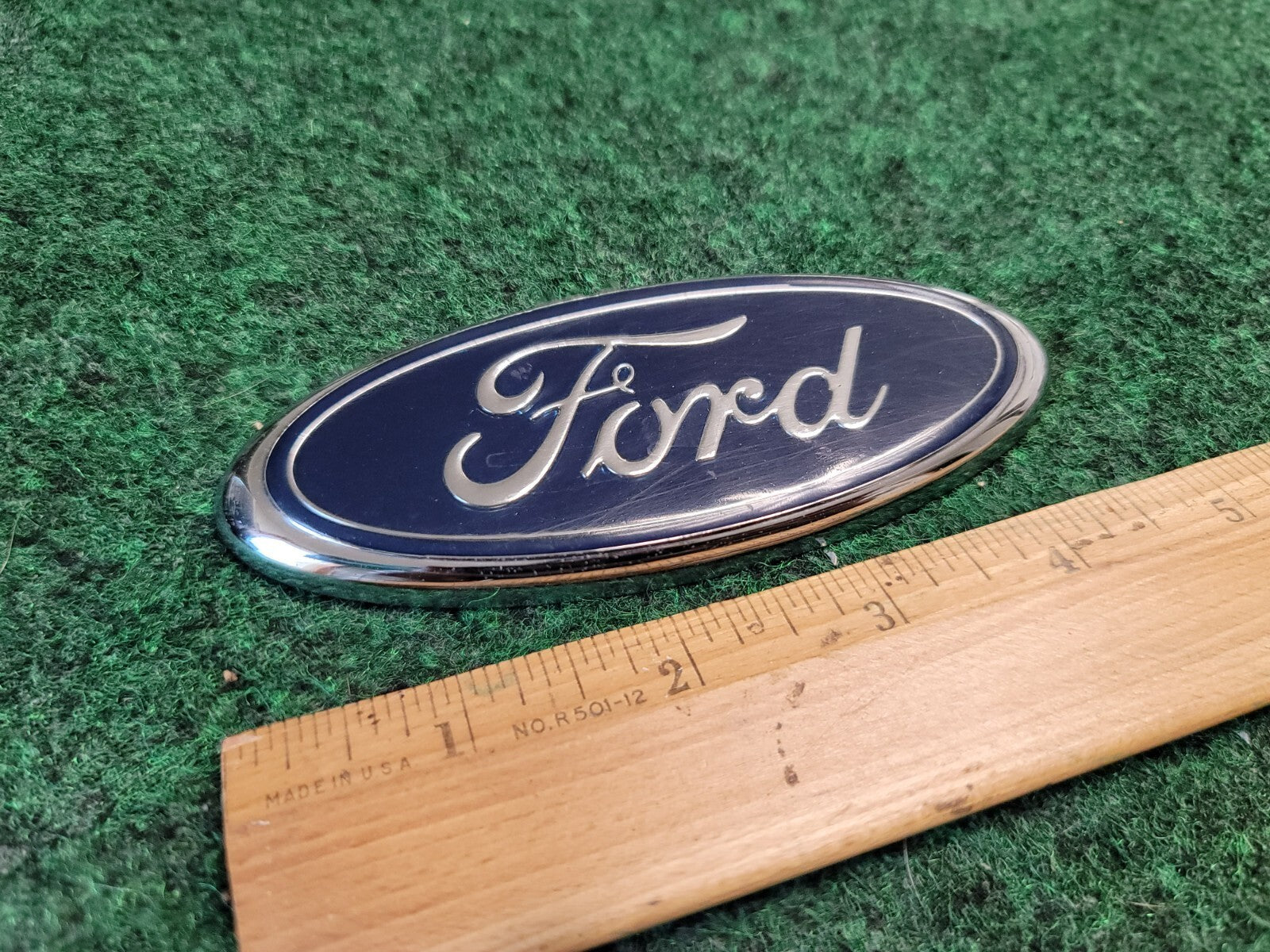 2001-2007 Ford Escape Tailgate Trunk Emblem BADGE YL84-7843500-AB 2M2