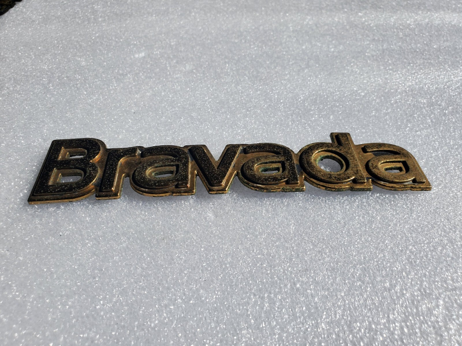 GM OEM 96 - 01 Olds Bravada Door Liftgate Emblem Nameplate Badge 15679070 VNTG