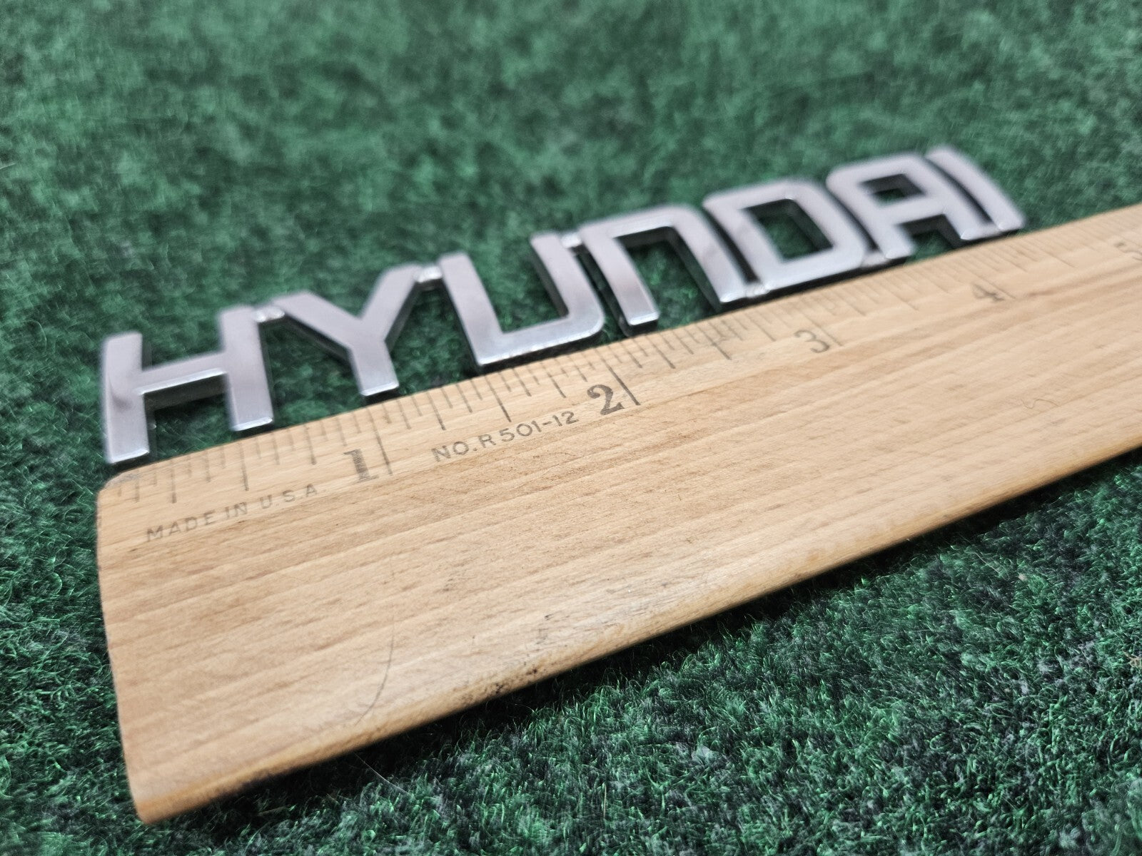 HYUNDAI REAR TRUNK LID CHROME EMBLEM LOGO Badge Name Plate Nameplate OEM 2S6