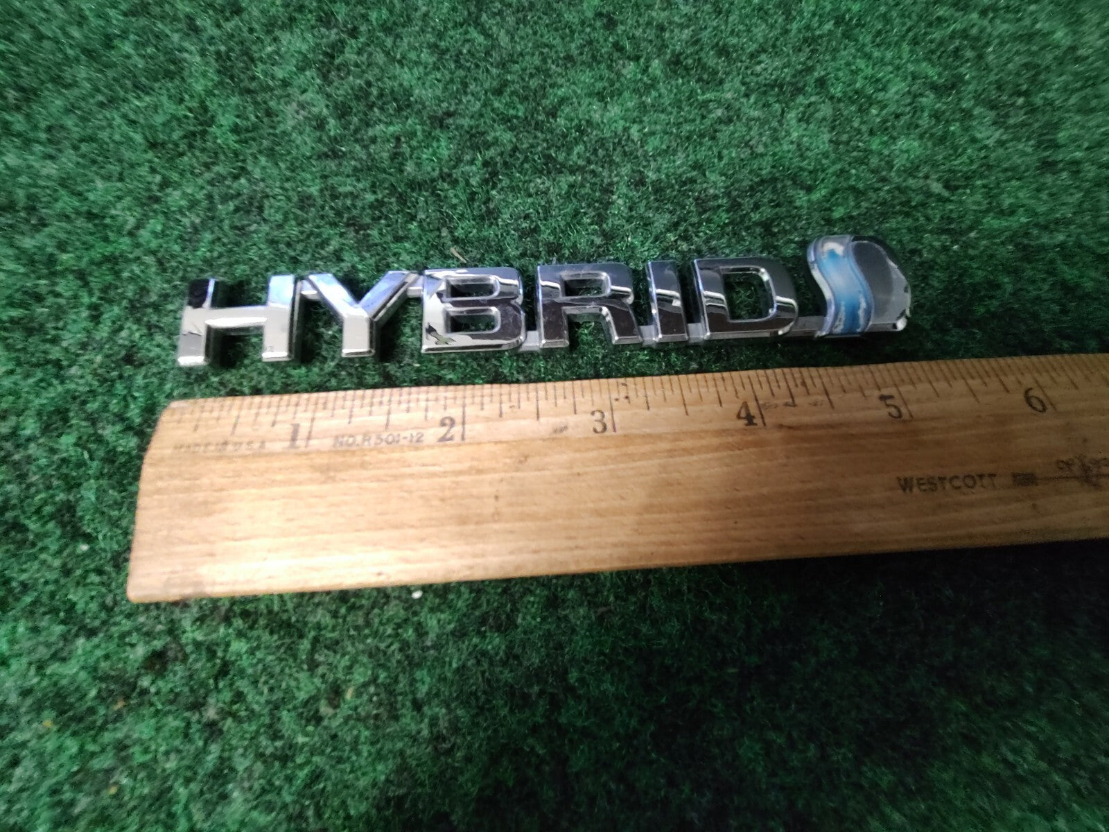 07 08 09 TOYOTA PRIUS HYBRID SIDE FENDER EMBLEM LOGO BADGE SYMBOL USED 4S4