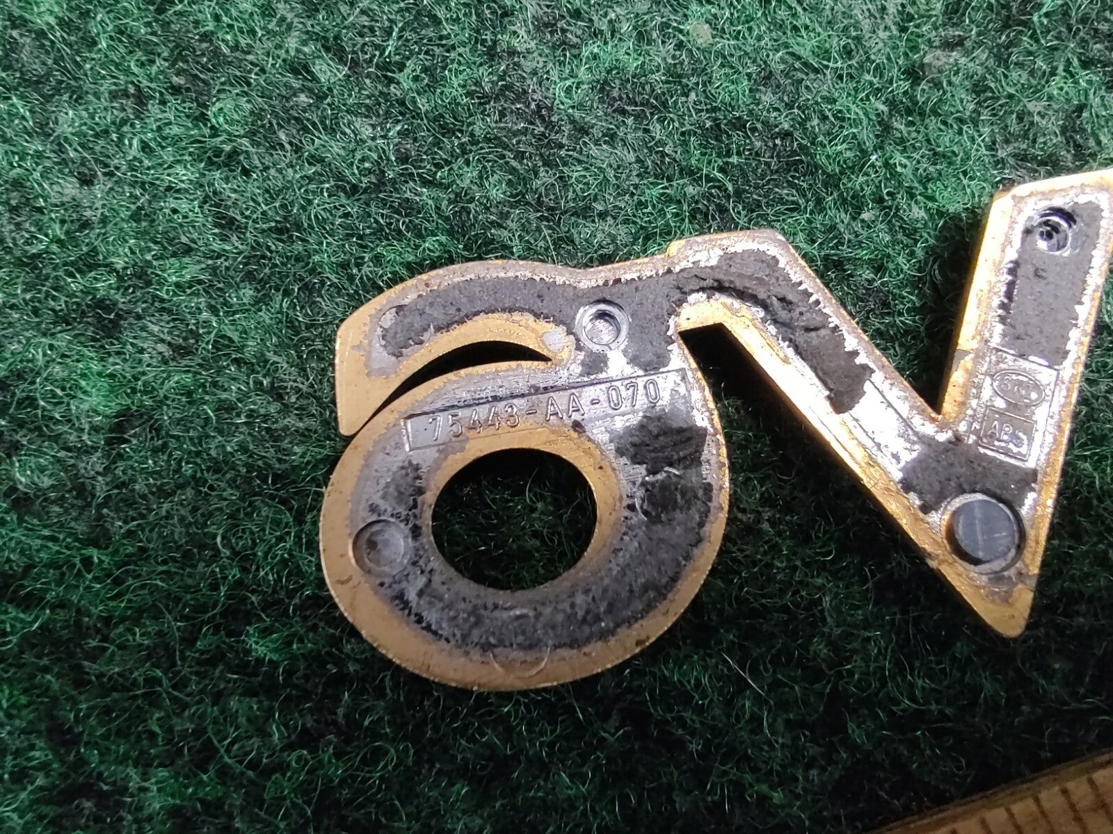Genuine Toyota Deck Lid Emblem Gold Name Plate Badge V6 75443-AA130 / AA090 5S5