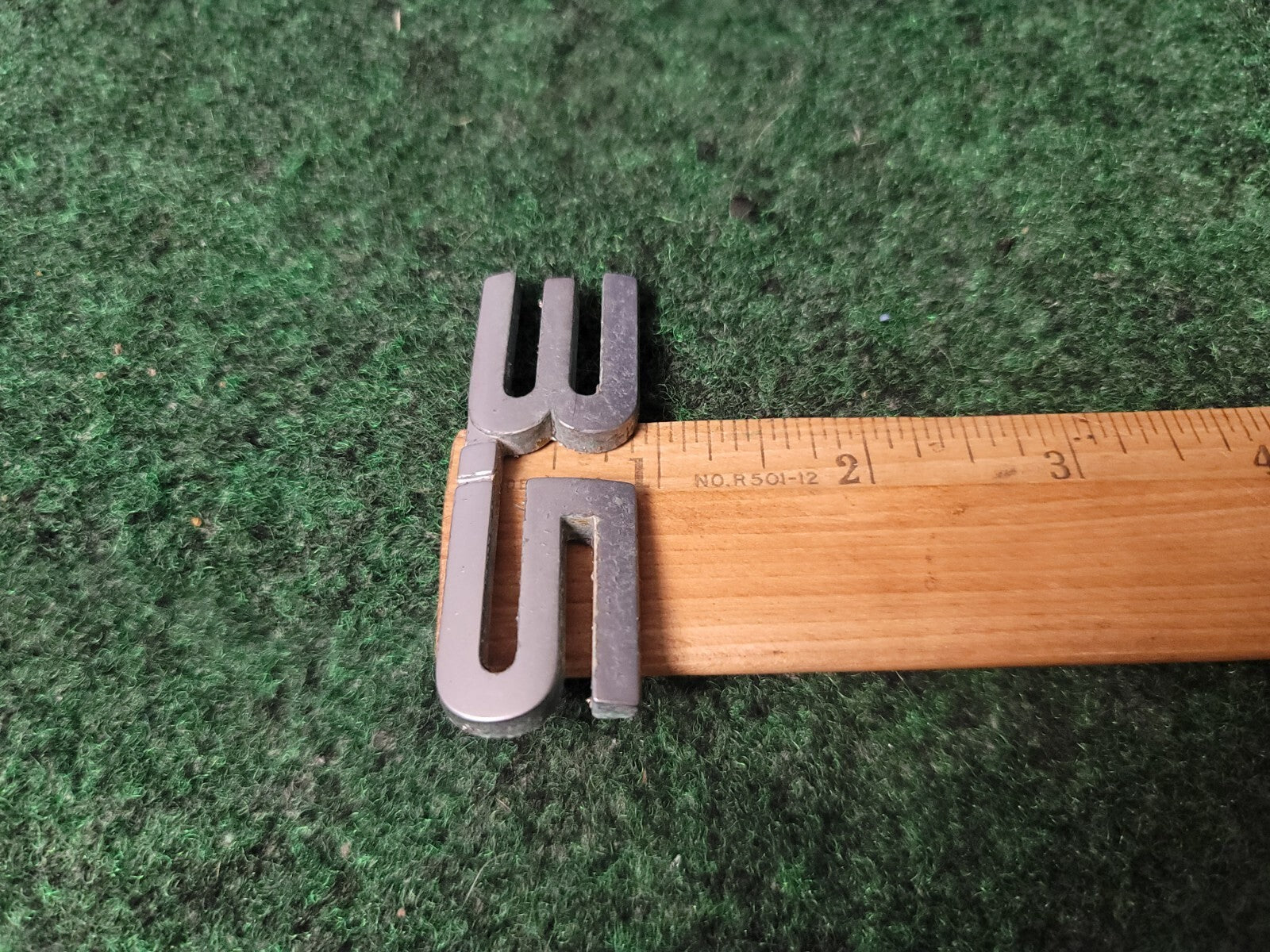Unkown Make Model 3.5 REAR EMBLEM LOGO BADGE SIGN SYMBOL 5S5