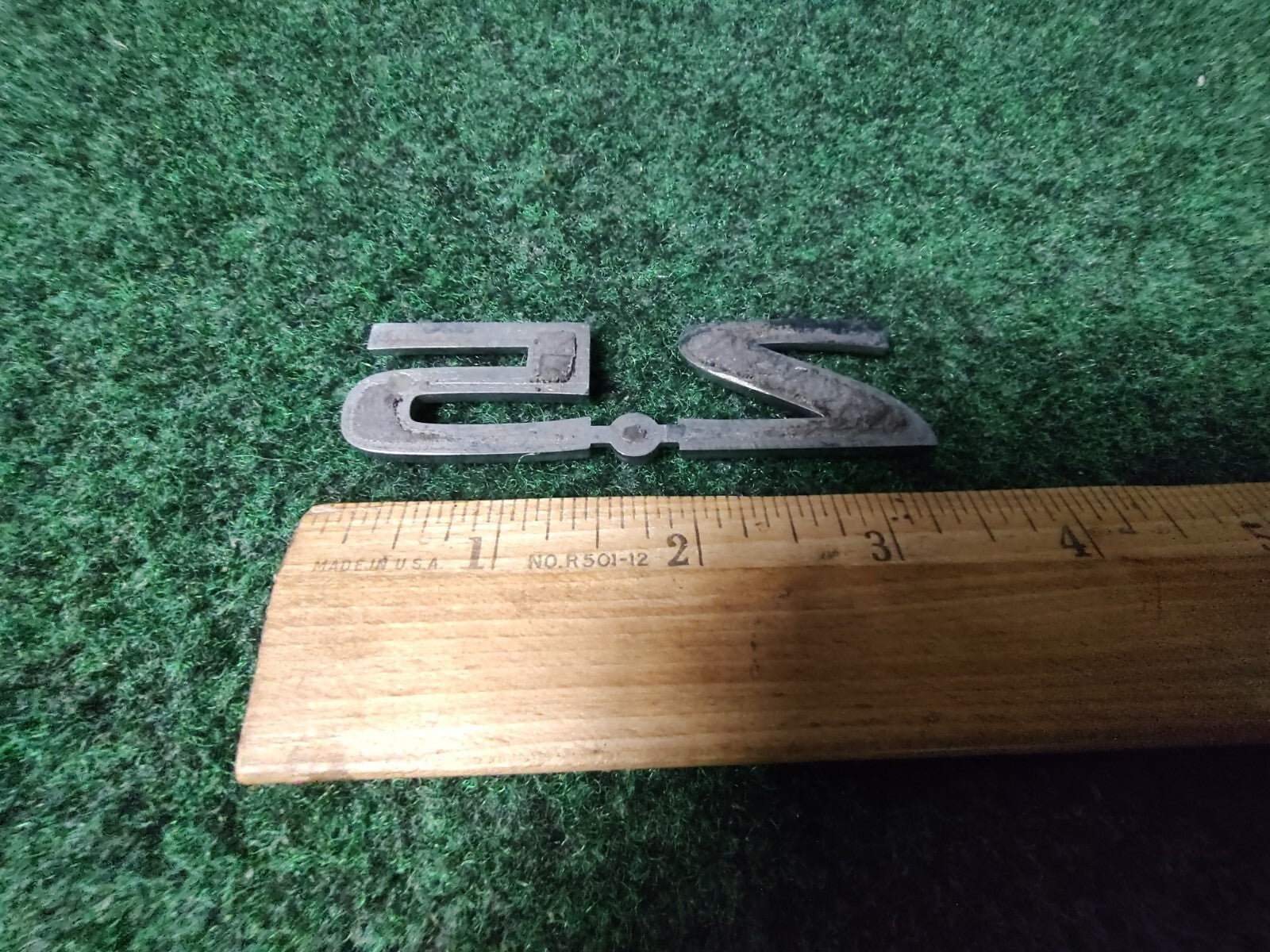 NISSAN 2.5 REAR CHROME EMBLEM LOGO SYMBOL BADGE OEM 5S4