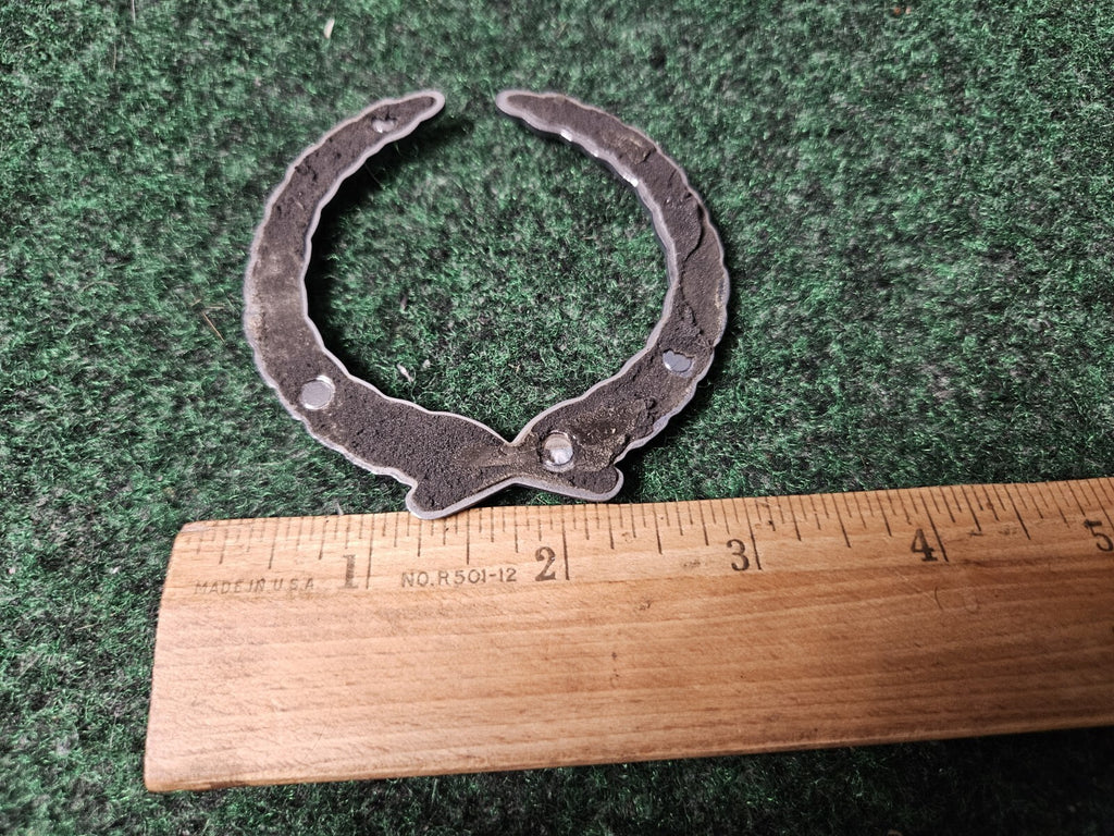CADILLAC WREATH EMBLEM 00-01 DEVILLE CATERA 00 01 ESCALADE OEM 25676908 3M3