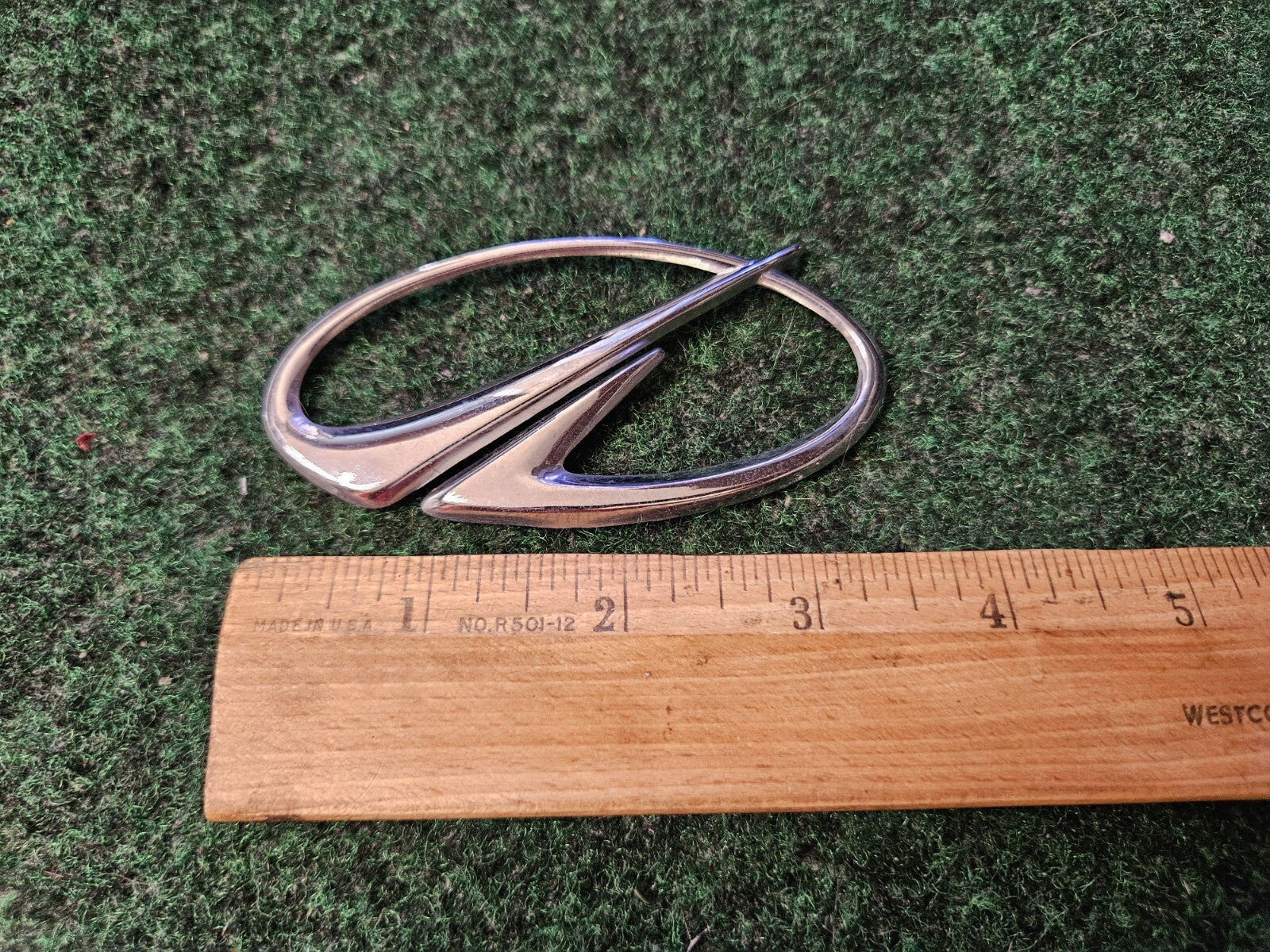 Vintage OLDSMOBILE Chrome EMBLEM SYMBOL BADGE OEM Nameplate Logo 3.5" 4M6