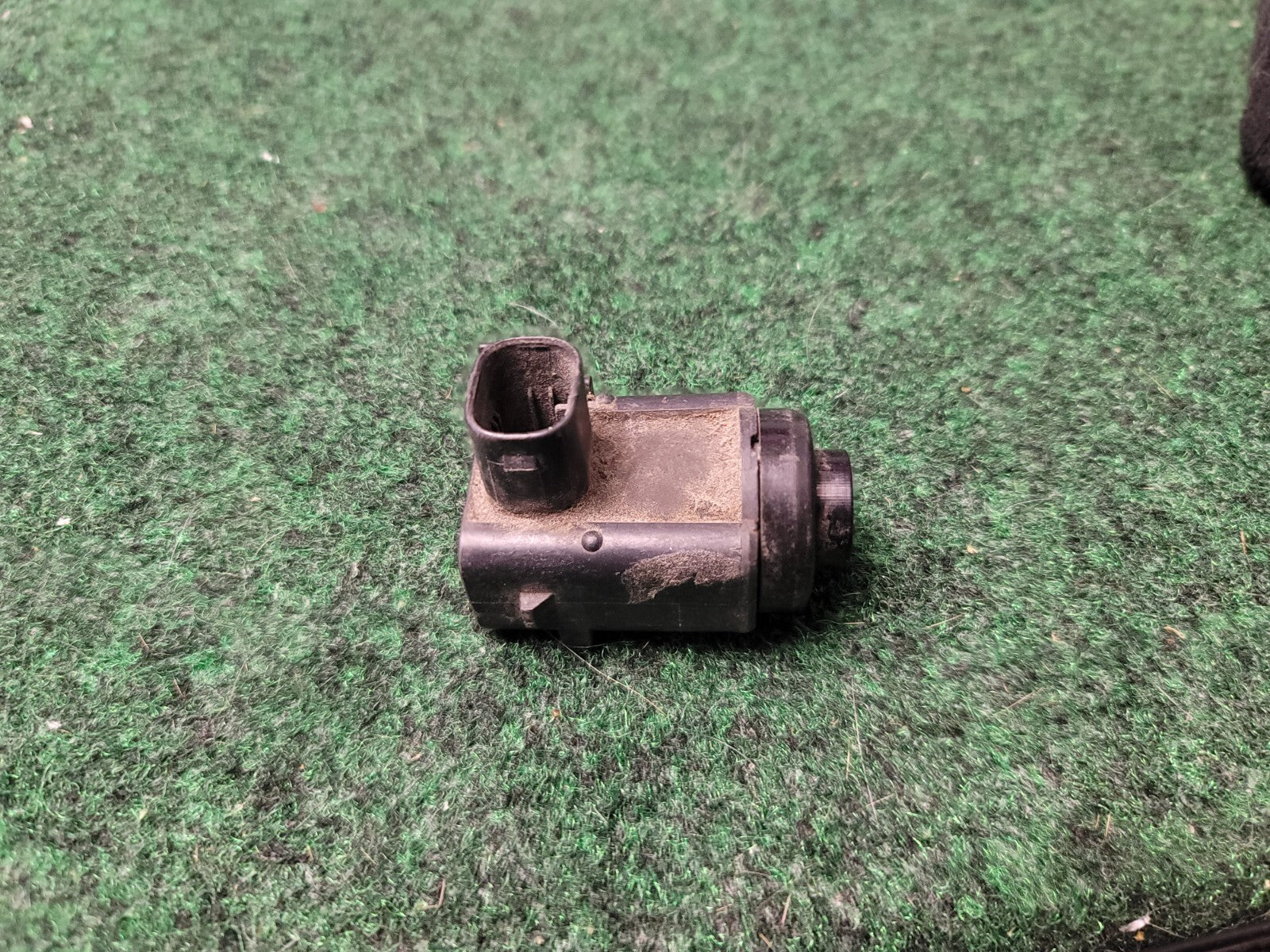 03-06 Lincoln Navigator Bumper Parking Assist Sensor OEM 2L1T-15K859-AA 9L2
