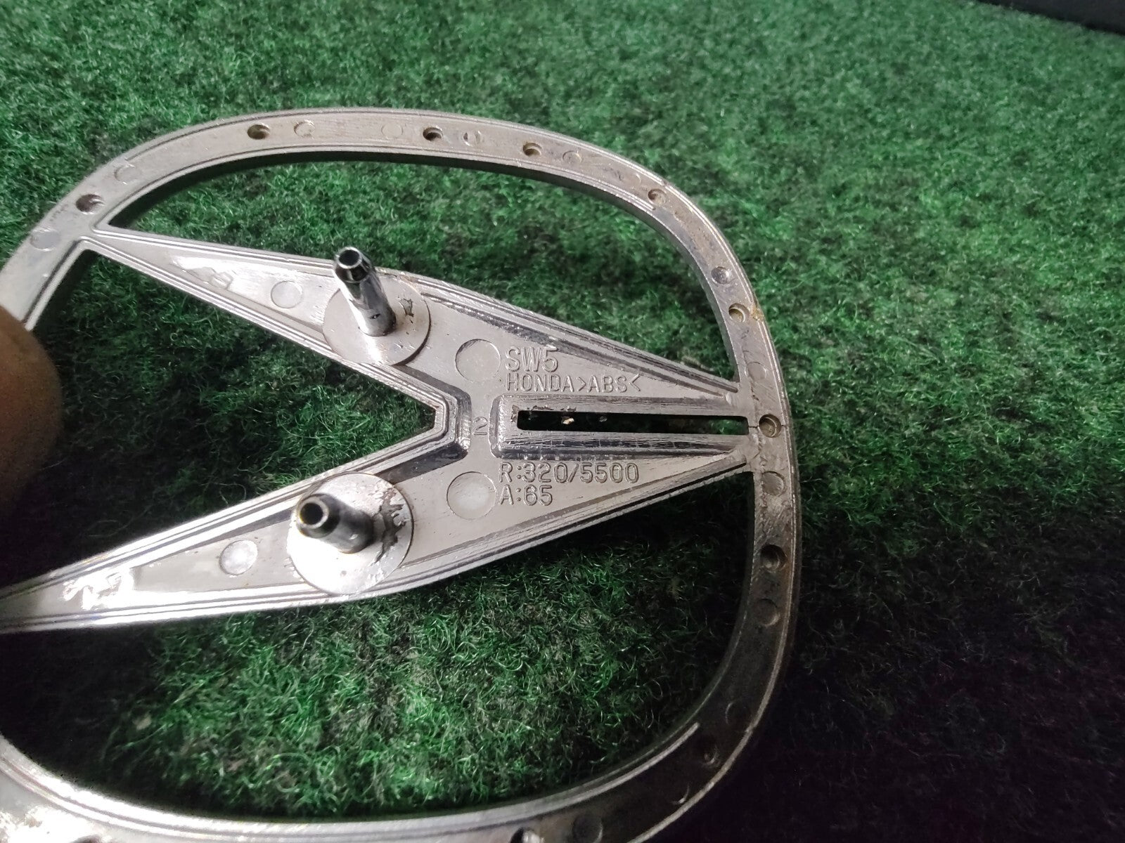 Acura OEM Chrome 2 5/8" Emblem Badge Logo Nameplate Name Plate Insignia SW5 5S4