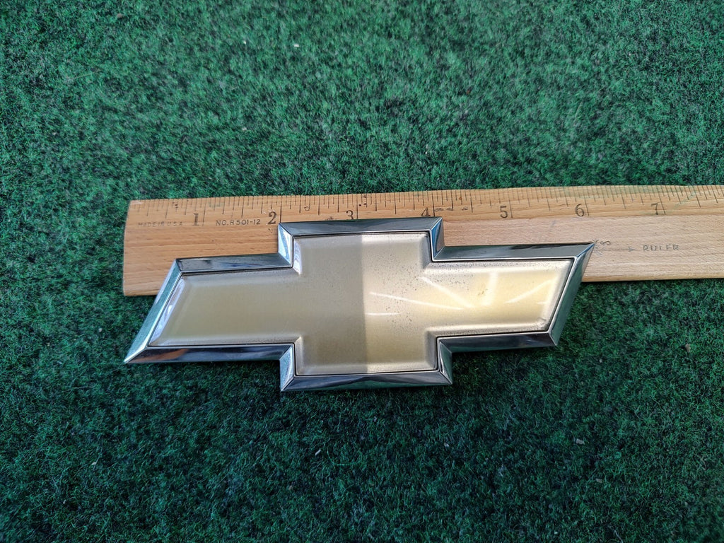 2008-2012 Chevy Malibu Rear Trunk Emblem Logo Badge Bowtie Bow Tie OEM 2M9