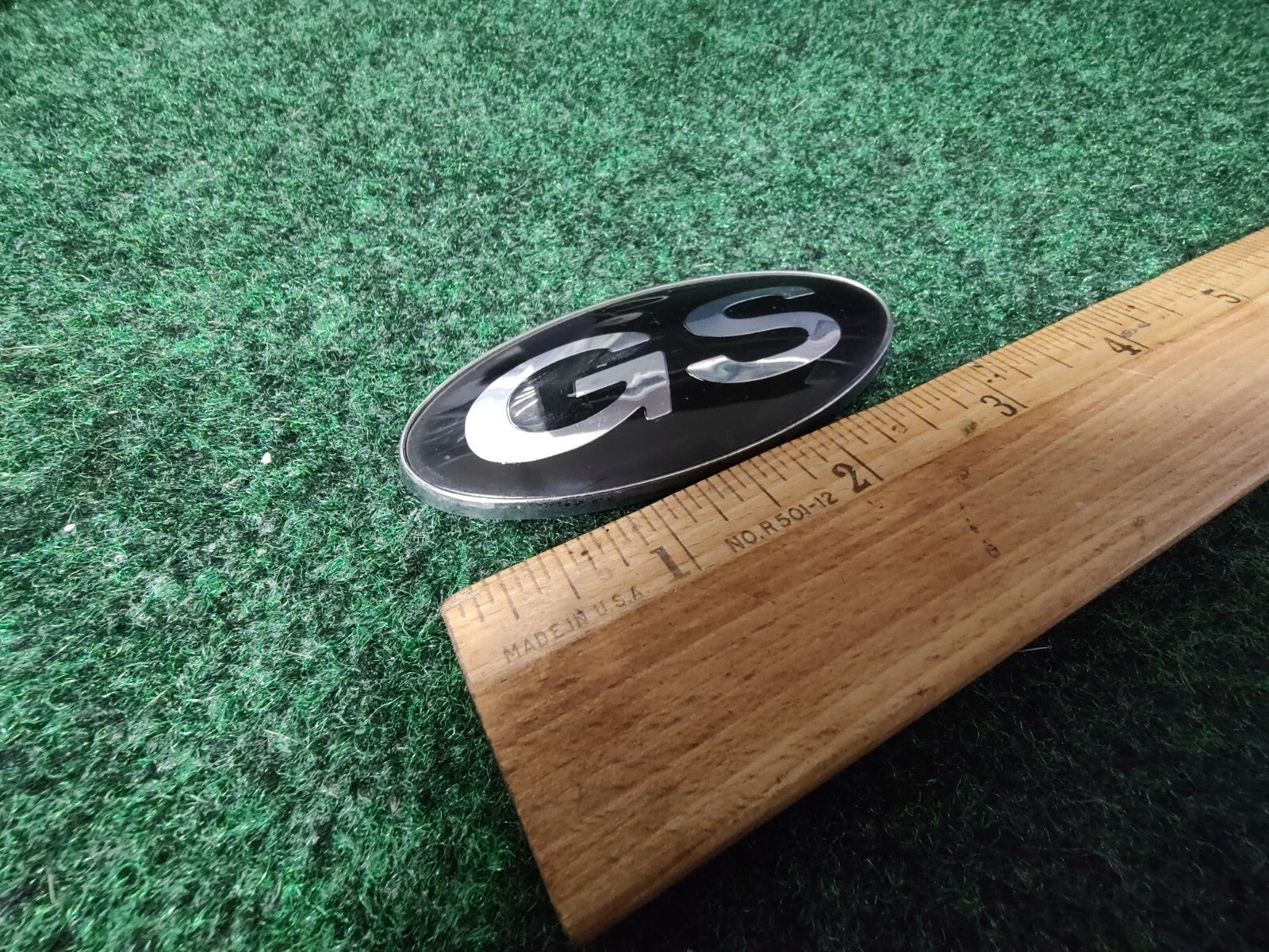 FORD MUSTANG SE CIRCA '98 REAR EMBLEM OEM 97BB F16098 Badge Logo 3M1