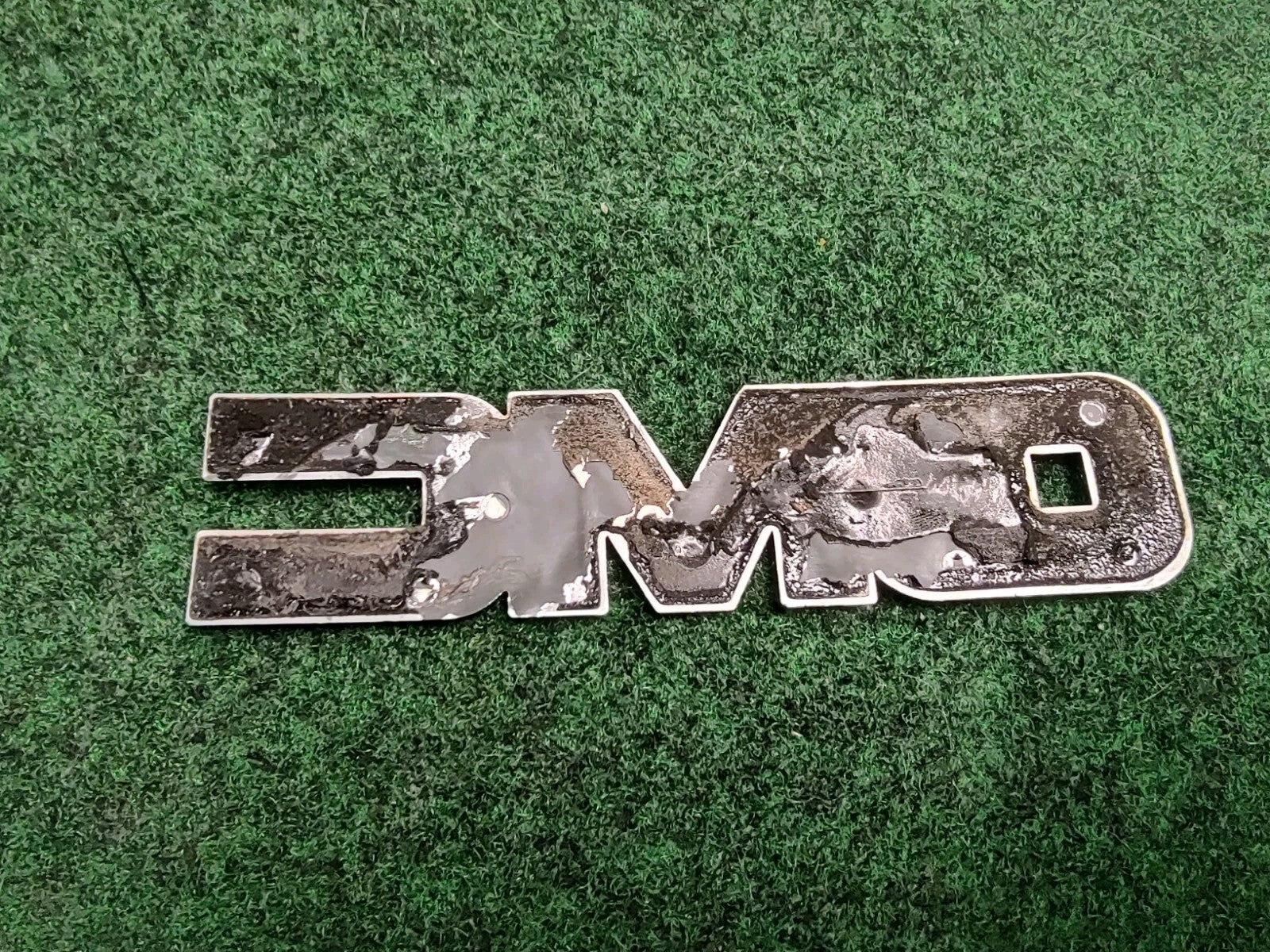 2004-2010 GMC Red 7 inch Lower Rear Door Emblem Badge Nameplate 1S3