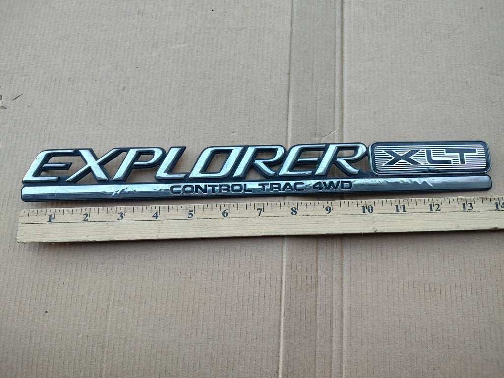 95 96 97 FORD EXPLORER XLT CONTROL TRAC 4WD REAR EMBLEM LOGO BADGE SYMBOL MT1