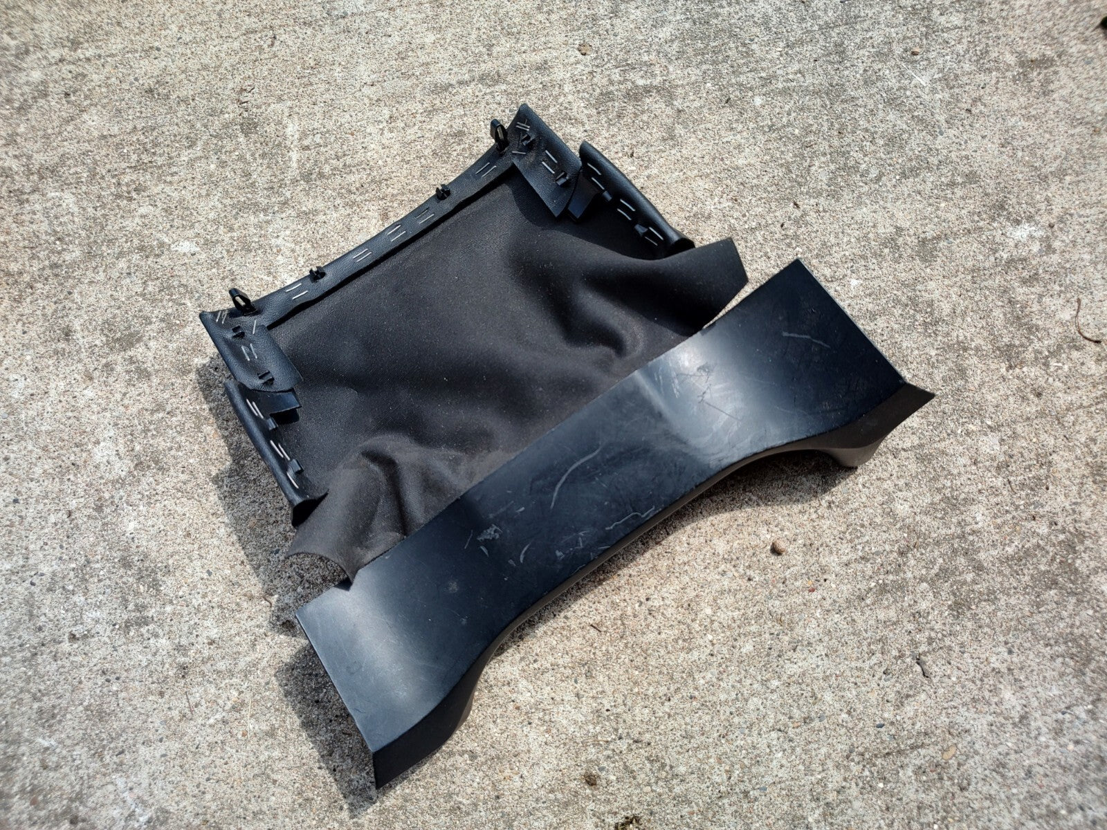 2013-2020 LINCOLN MKZ STEERING COLUMN UPPER SHROUD BOOT COVER TRIM OEM LT9
