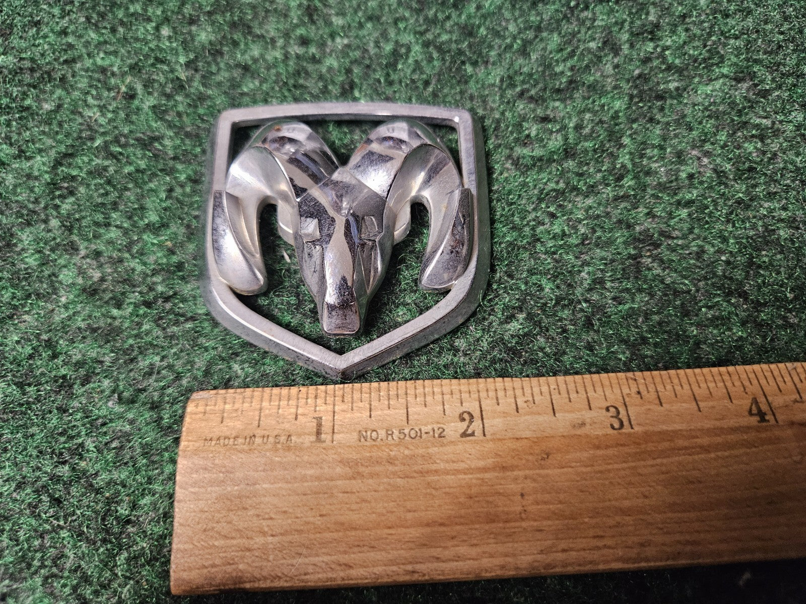 2004-2006 Dodge Durango 2005-2006 Dakota Front Emblem OEM 55077717AA 3M2