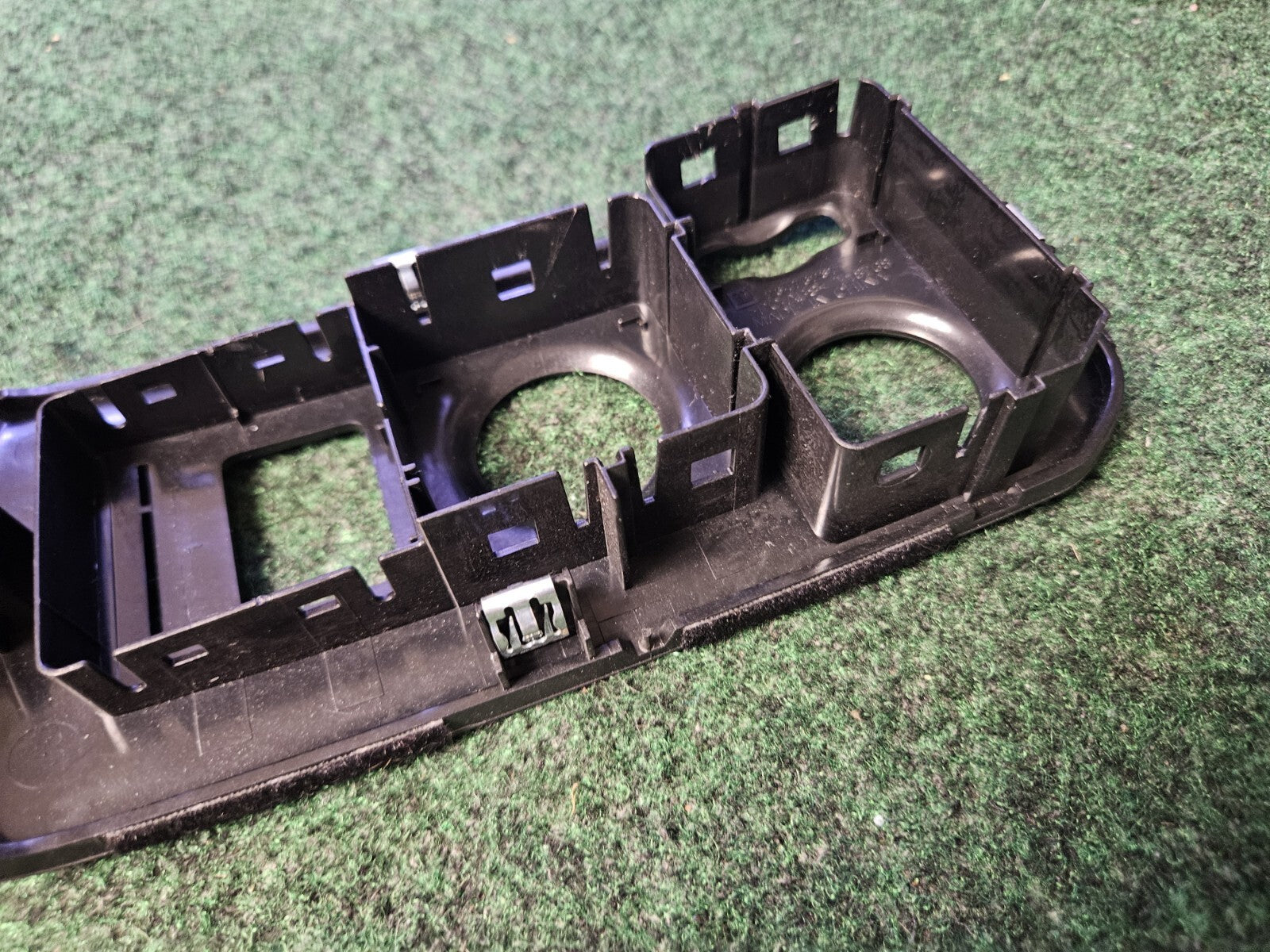 Trailer Brake Control Switch Plate Chevrolet 15-20 Sierra Silverado OEM 4L9