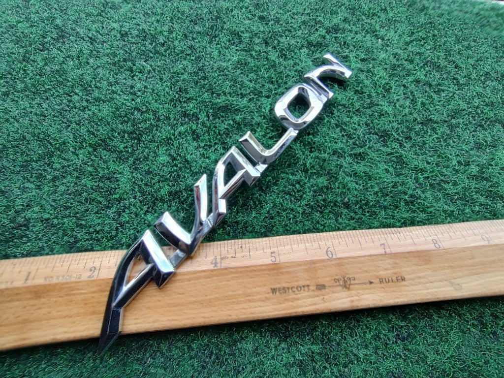 2000-2004 Toyota Avalon Rear Trunk Lid Tailgate Emblem 75442AC030 OEM 5S2