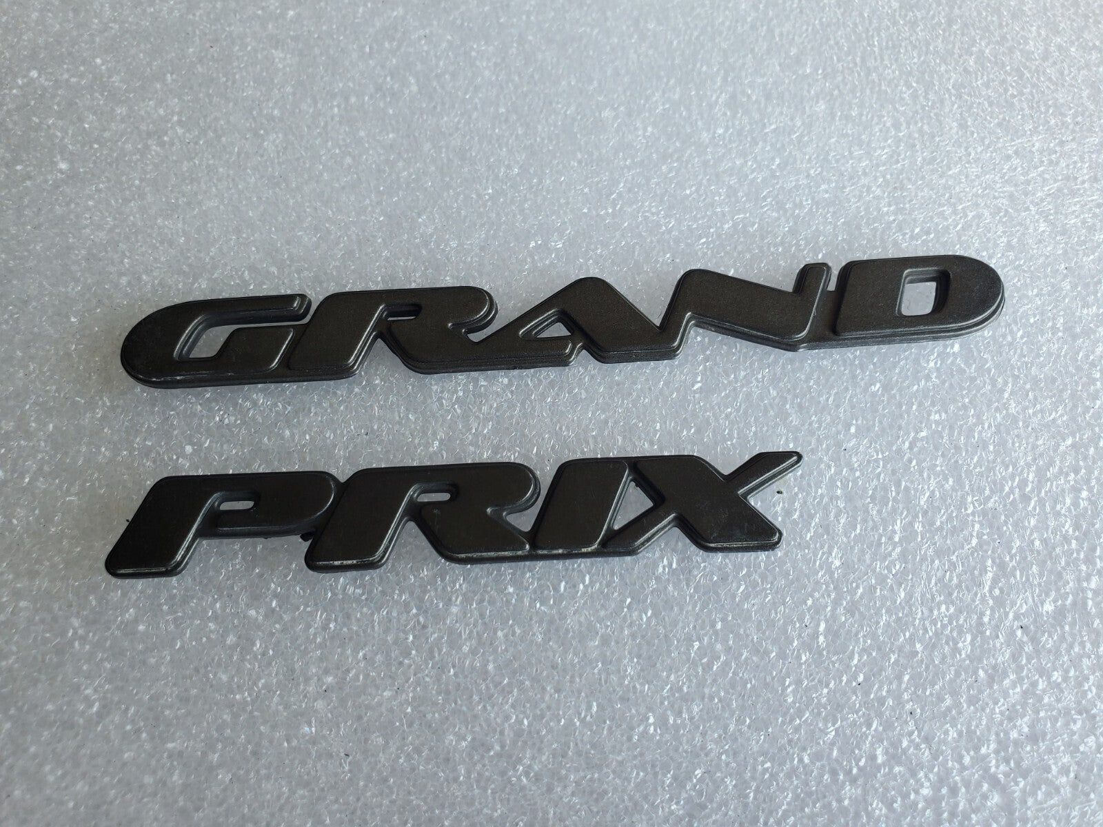 1997 1998 1999 2003 Pontiac Grand Prix Door Name Plate NAMEPLATE OEM VNTG