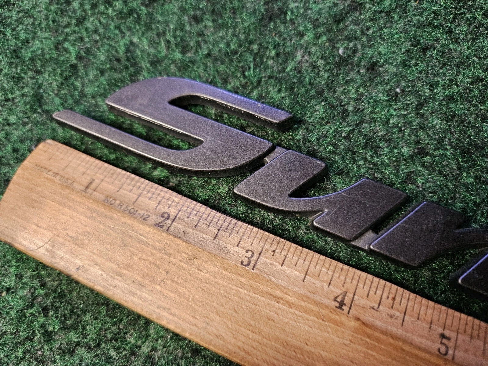 1998-2004 Pontiac Sunfire Gray Emblem Badge Logo Nameplate Name Plate 4M9