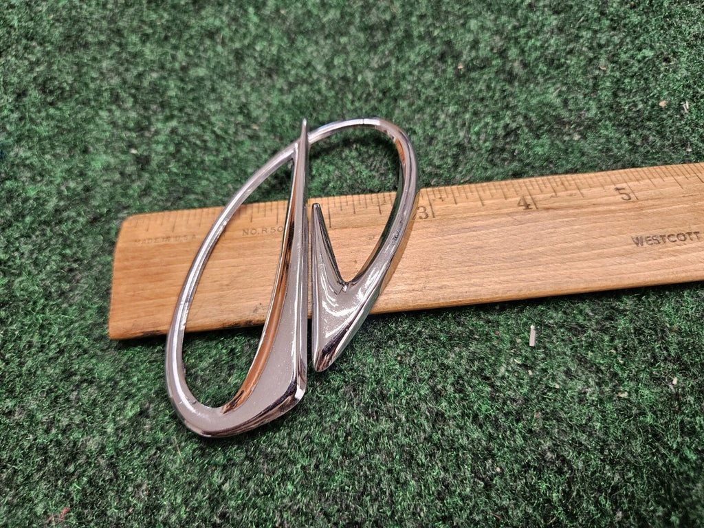 Vintage OLDSMOBILE Chrome EMBLEM SYMBOL BADGE OEM Nameplate Logo 3.5" 5M2