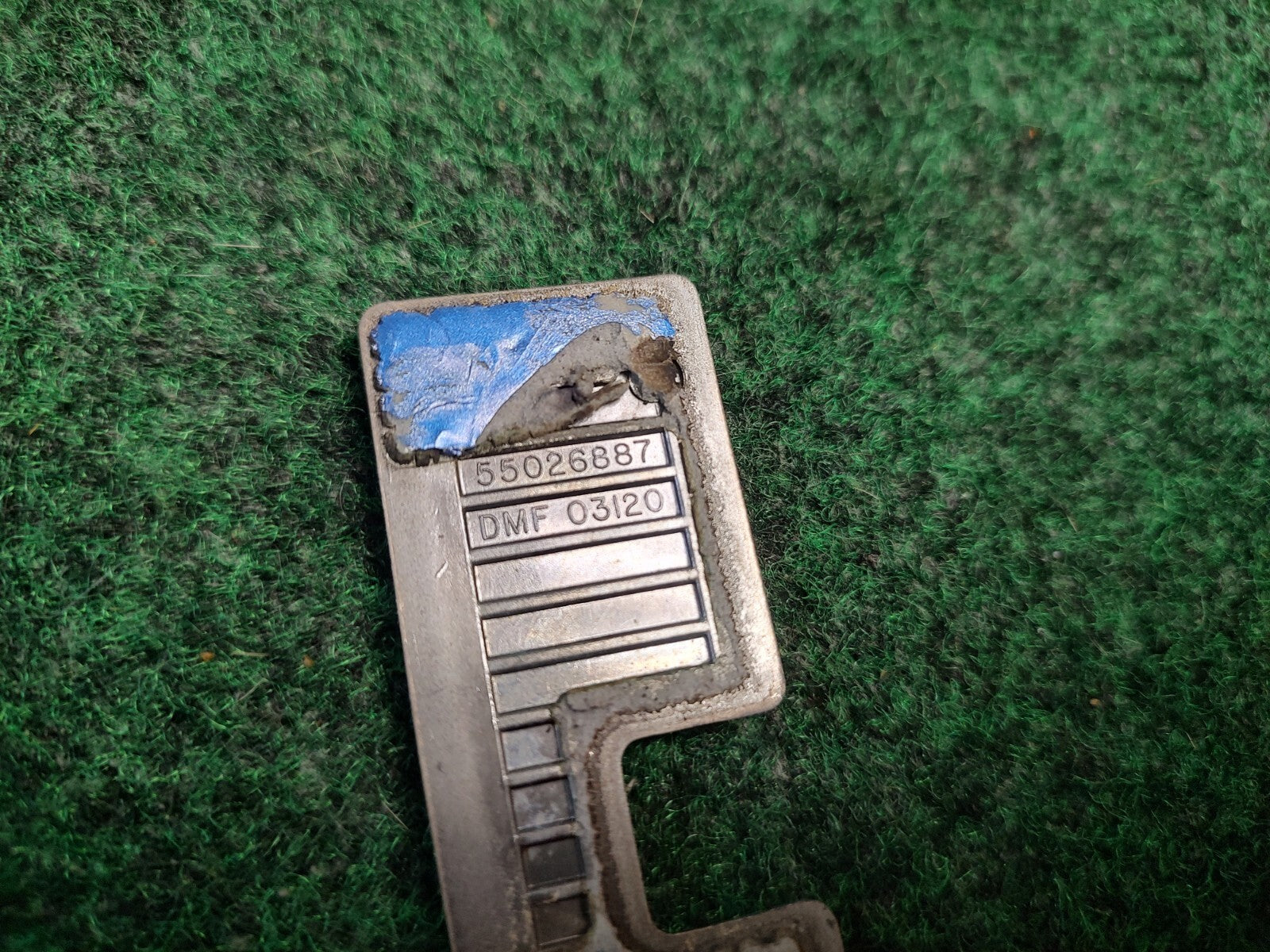 1987-1996 Dodge Dakota LE Cab Corner Emblem Name Plate Badge  55026887 3S2