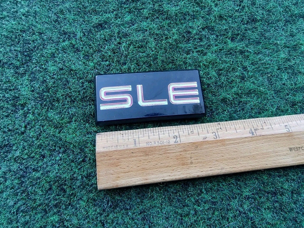 GMC SIERRA CHEVY SILVERADO TRUCK SLE EMBLEM LOGO BADGE SIGN SYMBOL 10L4